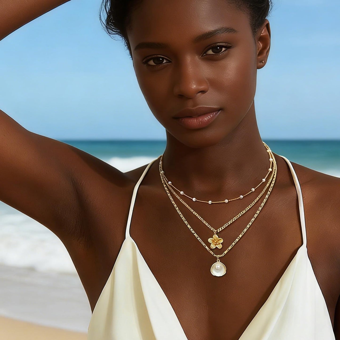 Shell Starfish Necklace for Women Gold Tone Layered Beach Jewelry Pearl Seashell Charm Adjustable Coastal Necklace for Summer Vacation Outfits Gifts