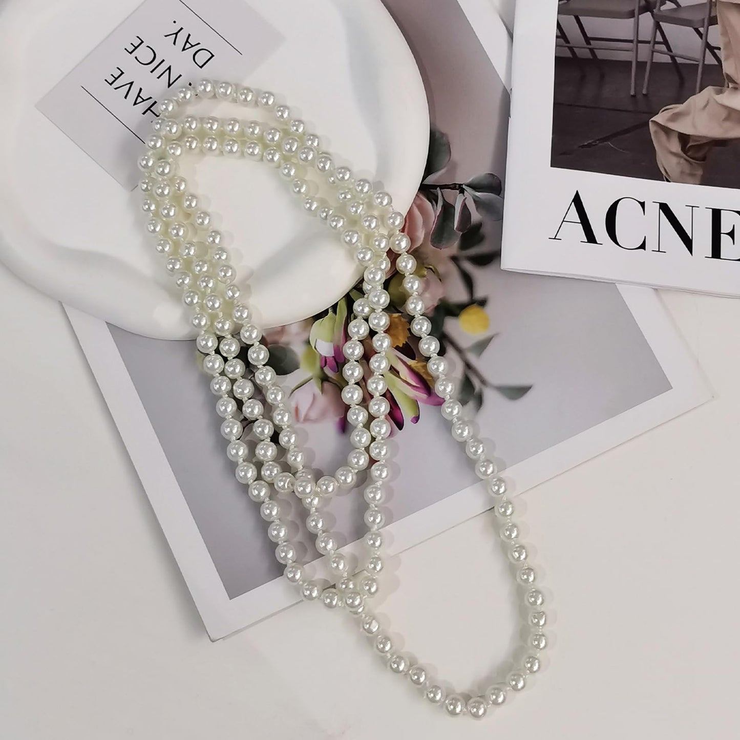 Zeffy Long Pearl Necklaces for Women Faux Cream White Pearl Strand Layered Necklace 1920s Gatsby Costume Jewelry