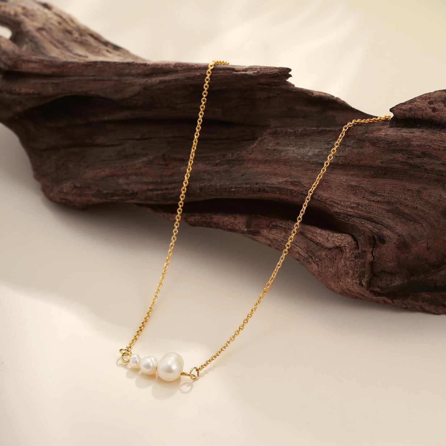 Treasure Bender Pearl Necklaces for Women Trendy, 14k Gold Plated Dainty Necklace Simple Pearl Drop Single Charm Pendant Necklace Birthday Wedding Gifts Gold Jewelry for Women