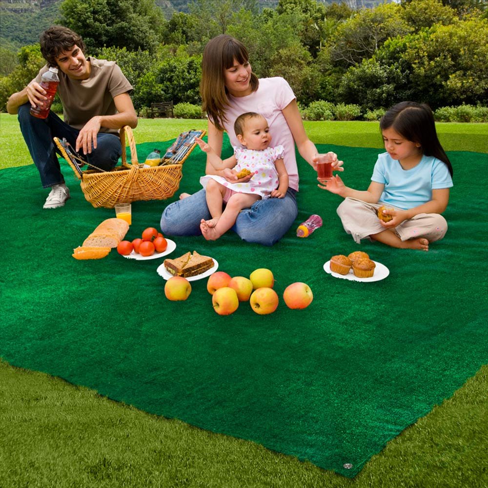 House, Home and More Outdoor Turf Rug - Green - 10 Feet X 15 Feet