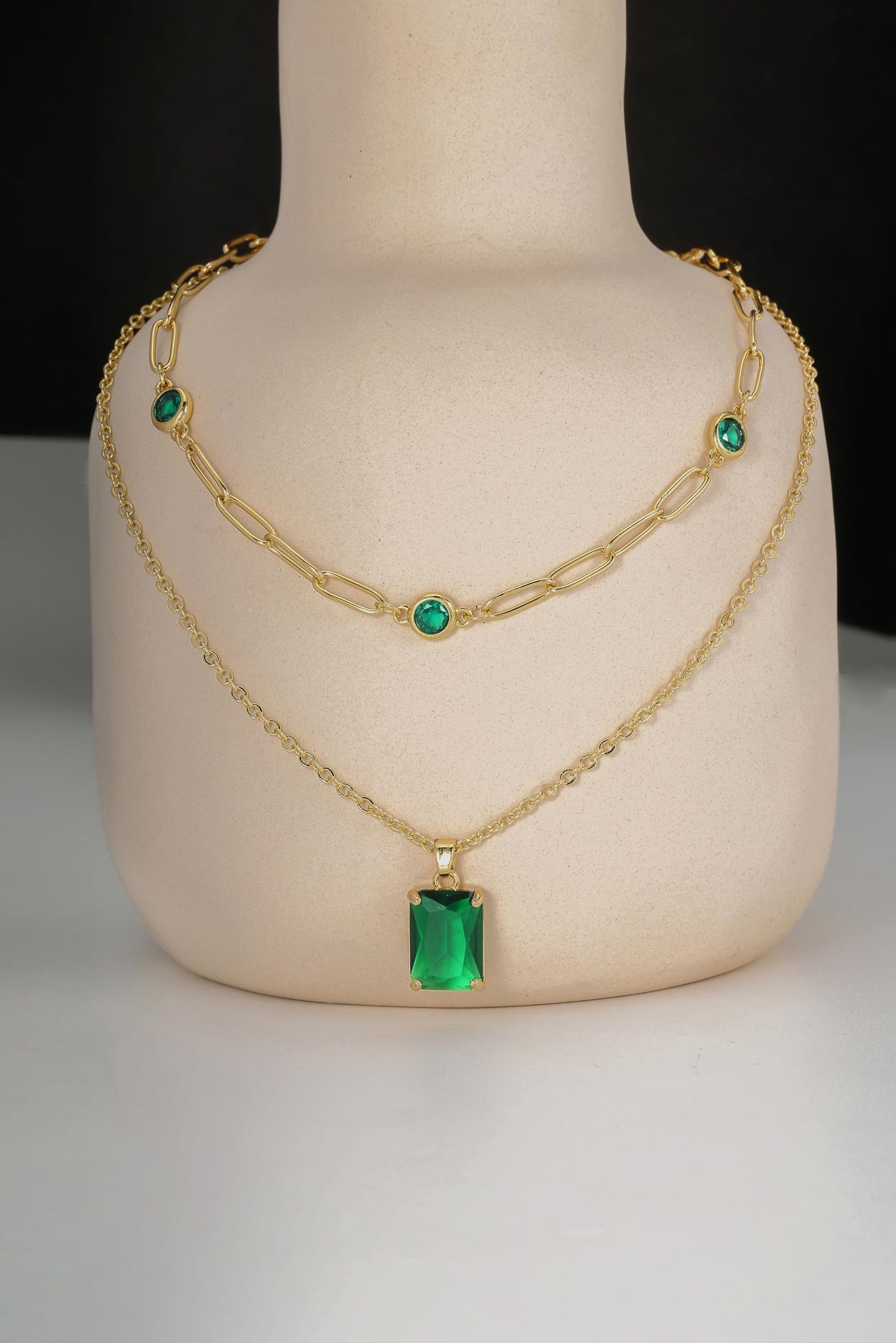 VANGETIMI Emerald Green and Gold Layered Pendant Necklaces for Women 14k Gold Plated Crystal Choker Necklace Paperclip Rhinestone Necklace Party Prom Jewelry