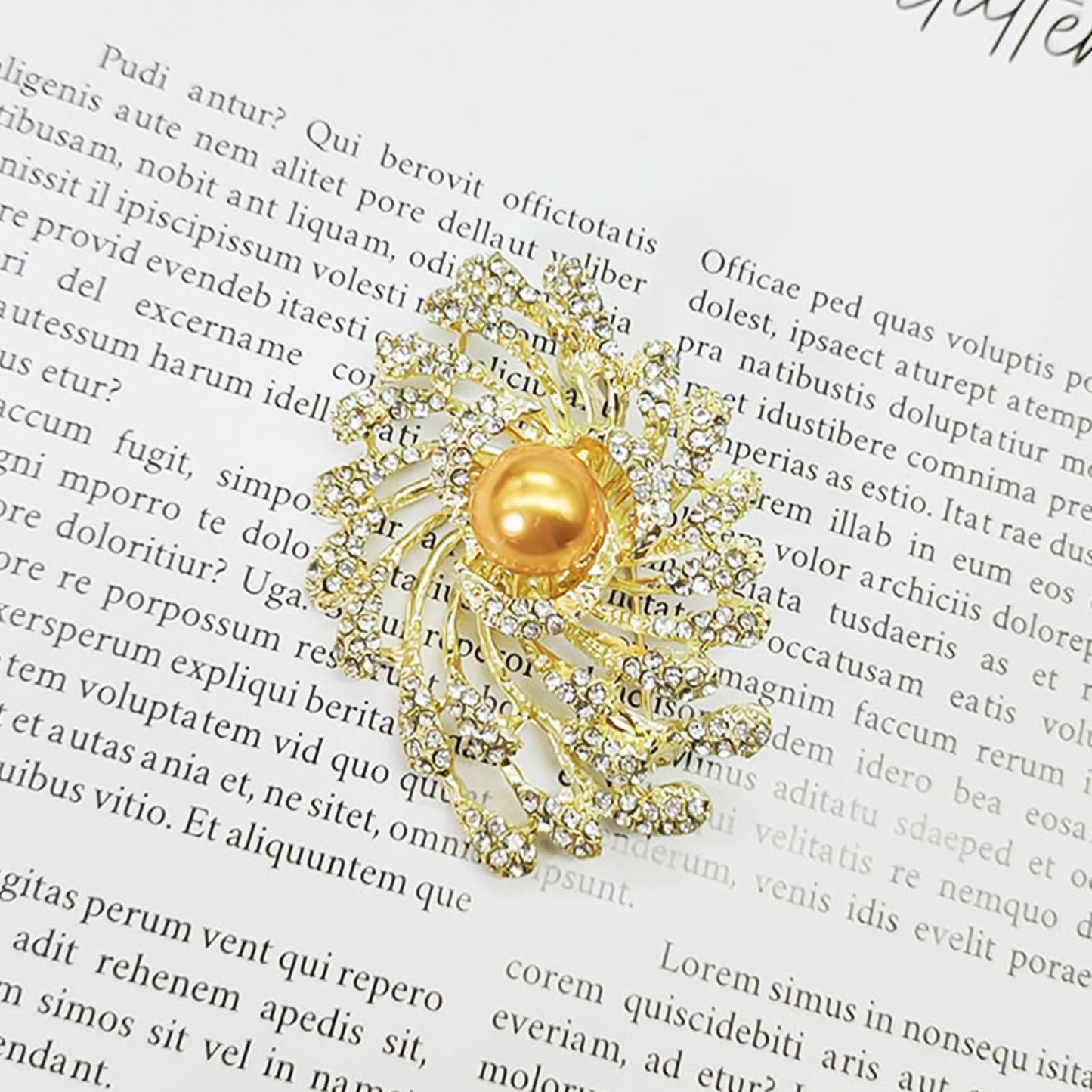 HETICA Women Animal Floral Brooch Pin Accessory Perfect as a Gift for Anniversary Celebrations, Parties, Or Everyday Wear (Fireworks)