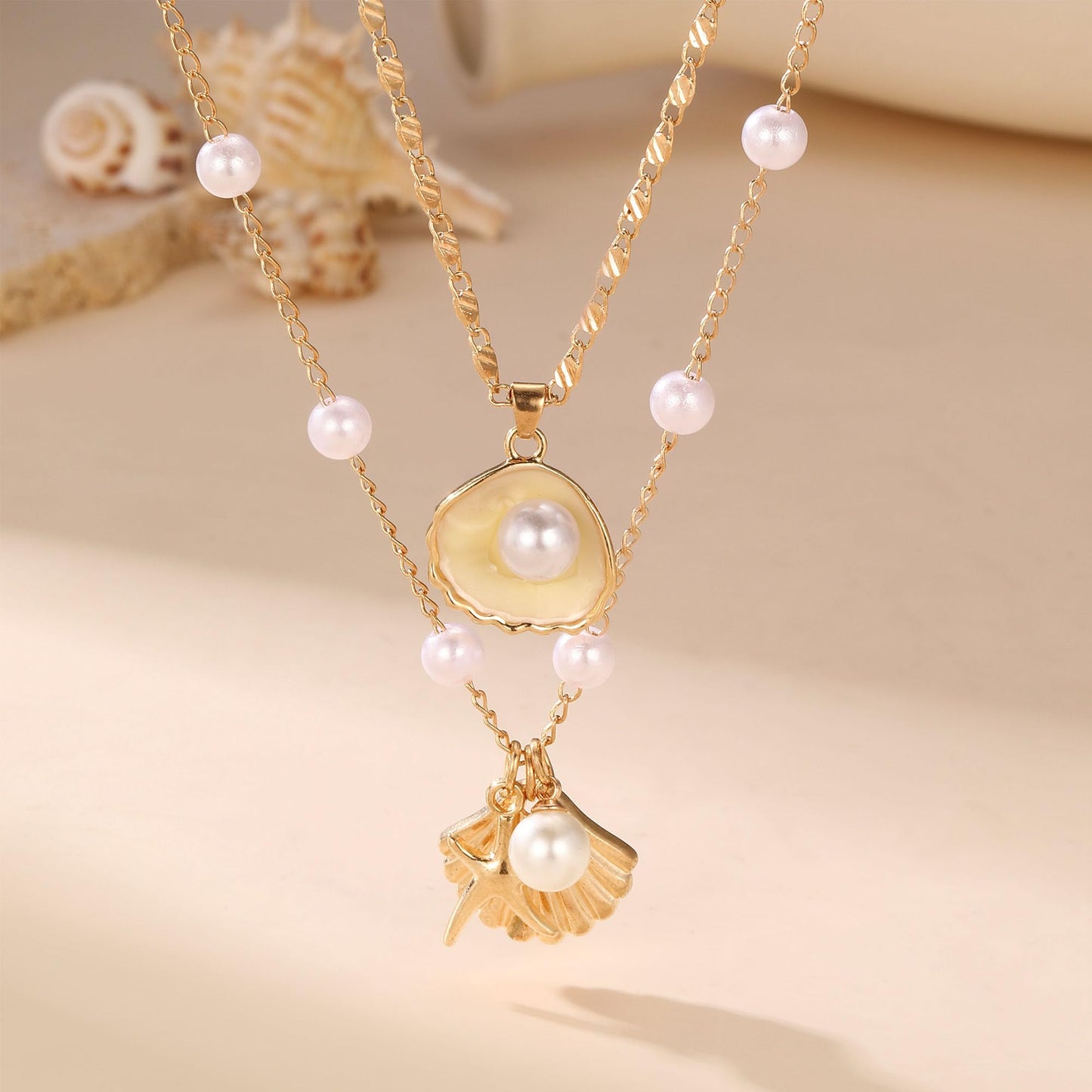 Drogomen Sea Shell Necklace for Women Layered Shell Charm Necklaces Boho Ocean Starfish Seashell Necklace Summer Beach Vacation Essentials Jewelry for Women (AW)