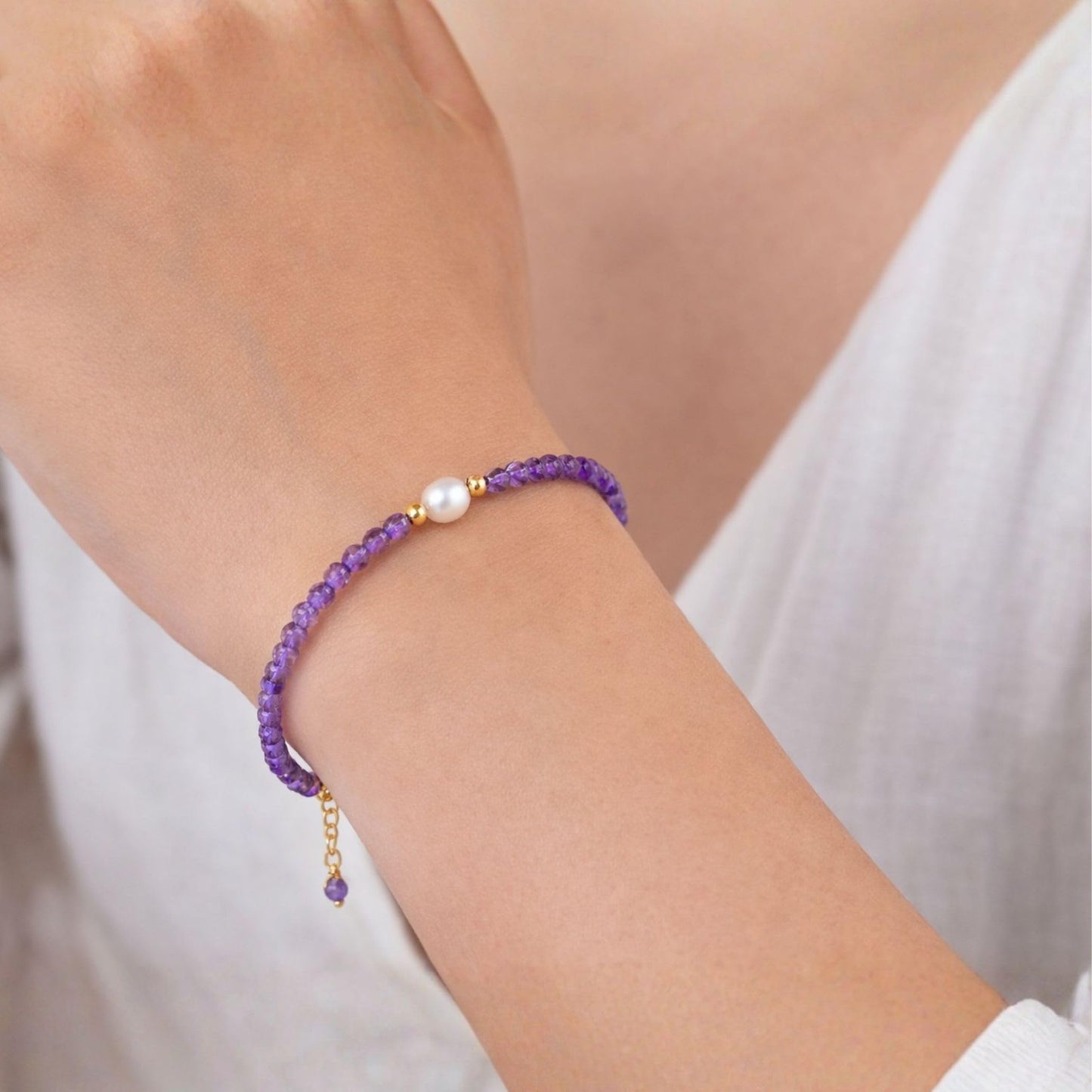 InfinityGemsArt Amethyst Bracelets For Women, February Birthstone Natural Purple Stone, Chakra Healing Crystal Freshwater Pearl Beaded Minimalist Lightweight Everyday Wear Jewelry, Gold Plated Chain 8 Inch