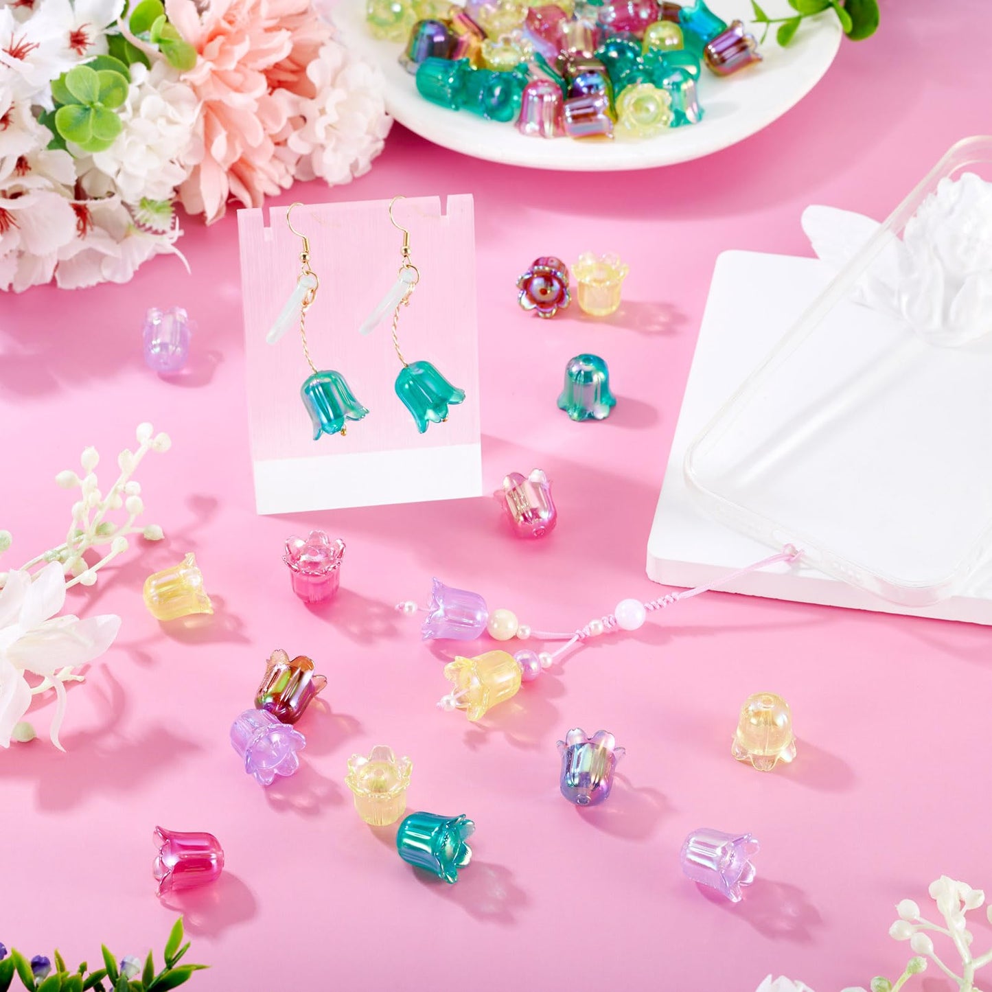 FASHEWELRY 50Pcs Acrylic Flower Beads Caps, Iridescent Colorful Transparent Lily Tulip Flower Bell Beads for DIY Tassel Earring Wind Chimes Craft Jewelry Making