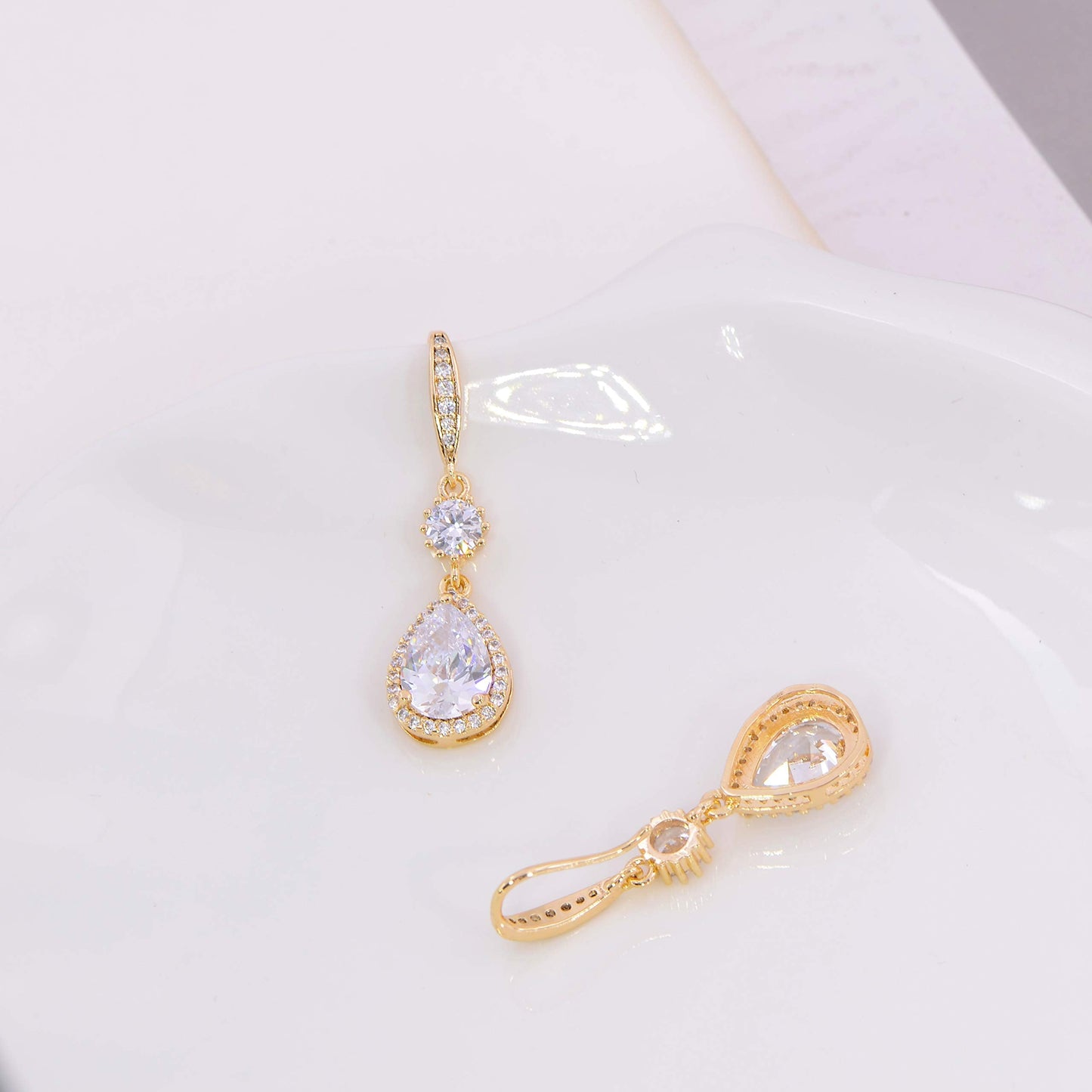 AMYJANE Bridal Jewelry Set for Wedding - 18k Gold Plated Sterling Silver Teardrop Cubic Zirconia Crystal Drop Earrings and Necklace Set for Bride Bridesmaids Mother of Bride Prom Party