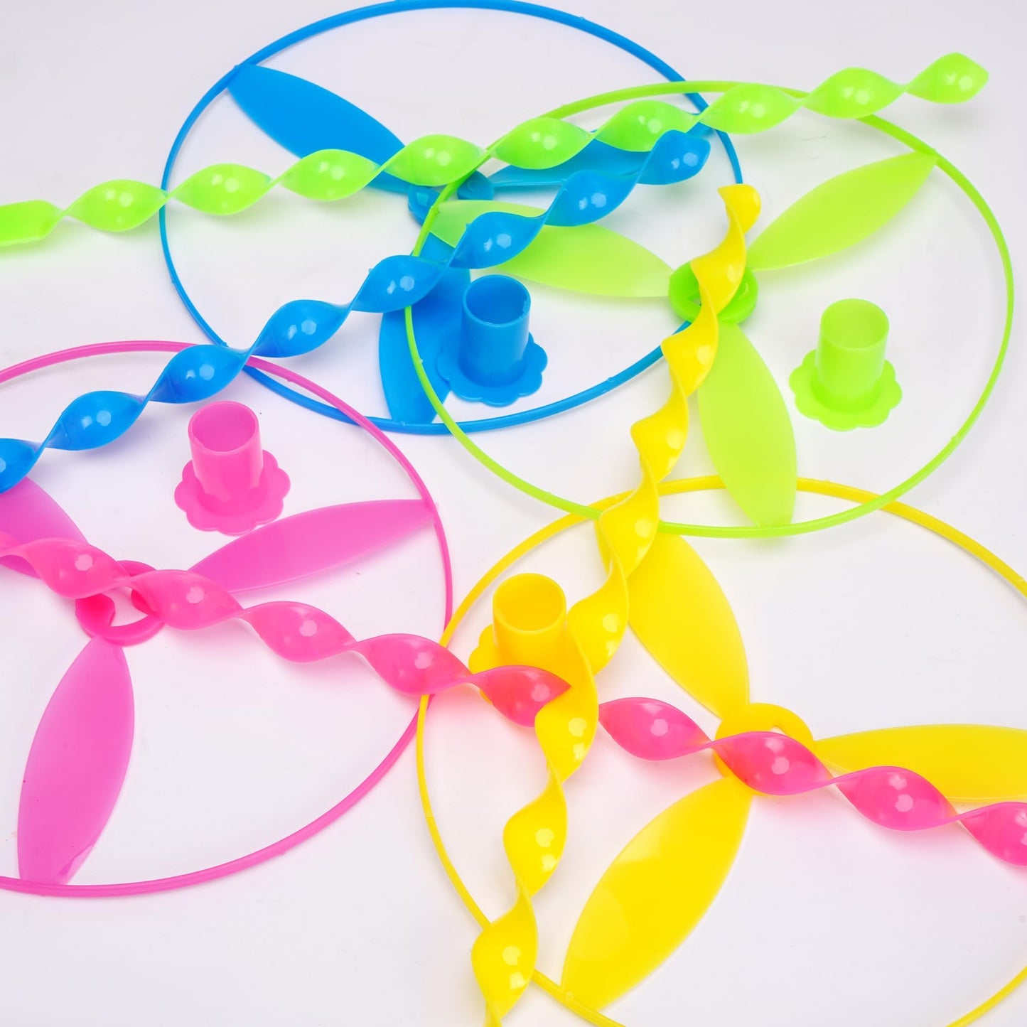 Sepco 40 Pcs Flying Disc Toy Twisty Helicopter Spin Copter Plastic Propeller Flyer Saucers with Launchers Outdoor Toy Kids Party Favors Gifts
