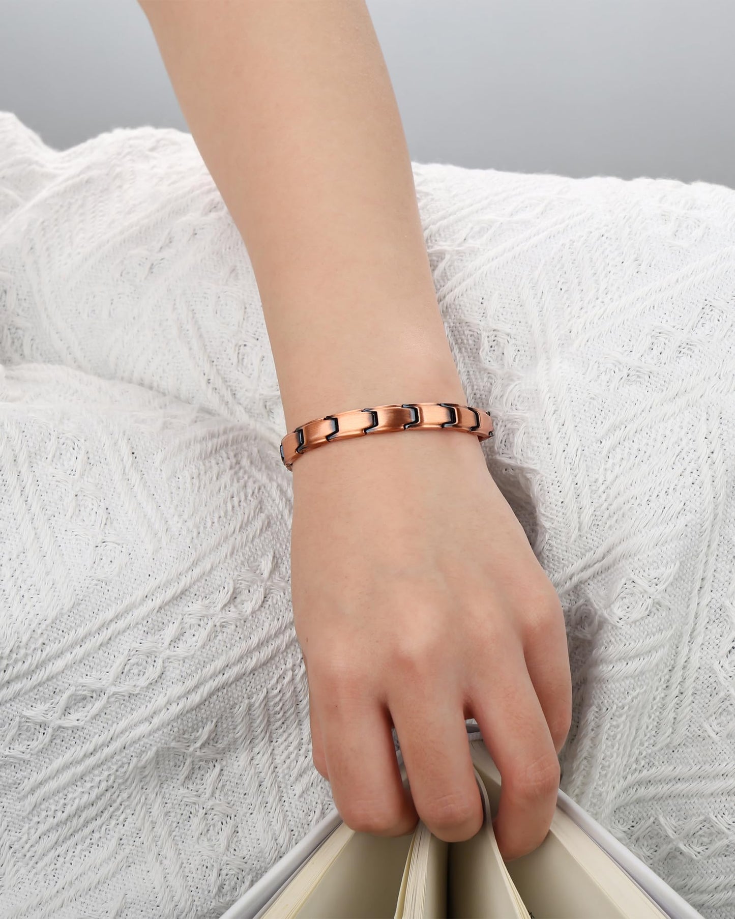 MagEnergy Copper Bracelet for Women, 99.9% Pure Copper Magnetic Bracelet, Adjustable Bracelet Jewelry Gifts (Plain Style)