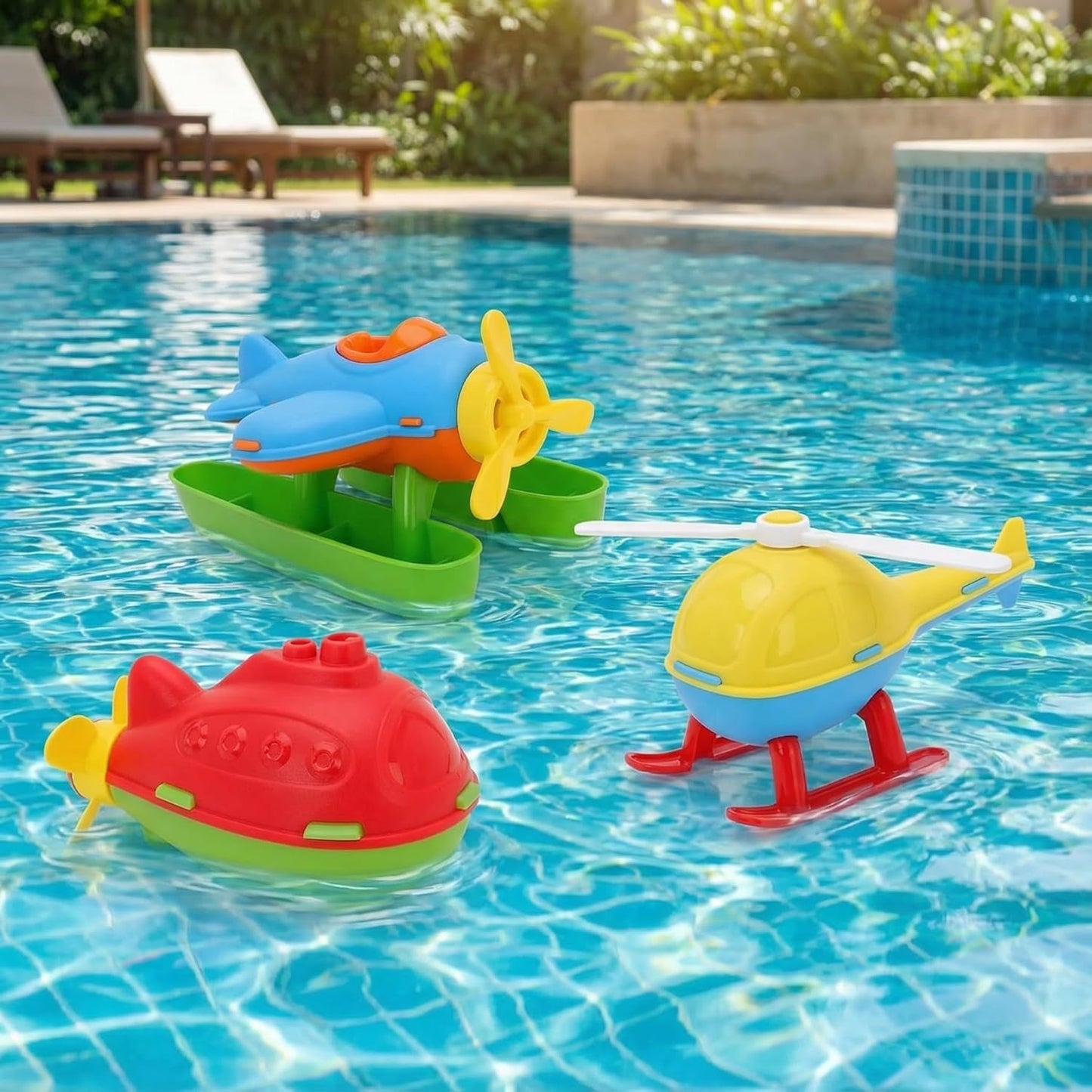 Toyland® Pack of 3 Floating Water, Bathtub, and Pool Toys for Kids 18 Months Plus - Helicopter, Submarine & Seaplane