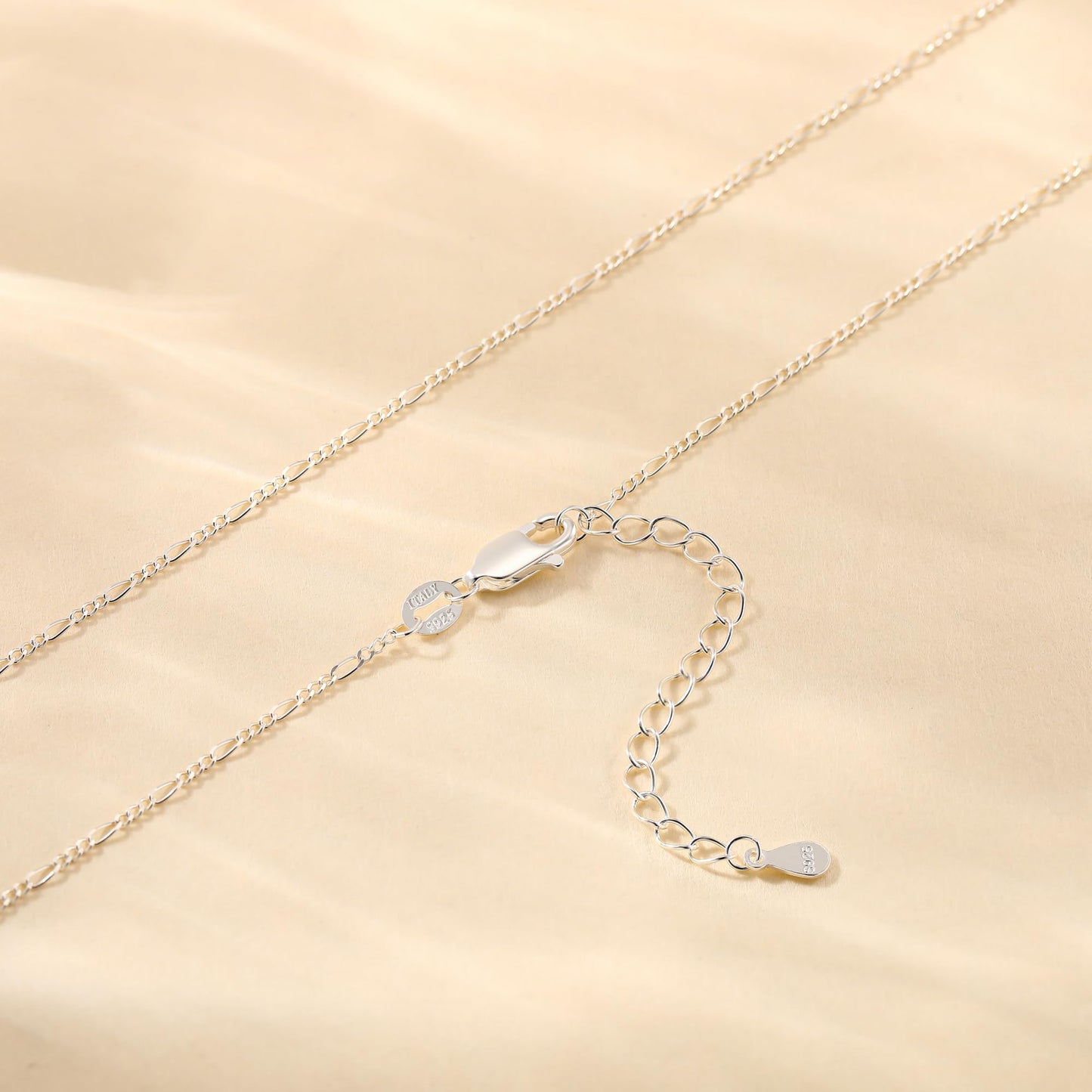 Freekiss Figaro Chain Necklace 925 Sterling Silver for Women 16+2 Inch Classic Simple Italian Style Choker Chain Necklace Adjustable Dainty Layered Silver Jewelry Gift 2mm