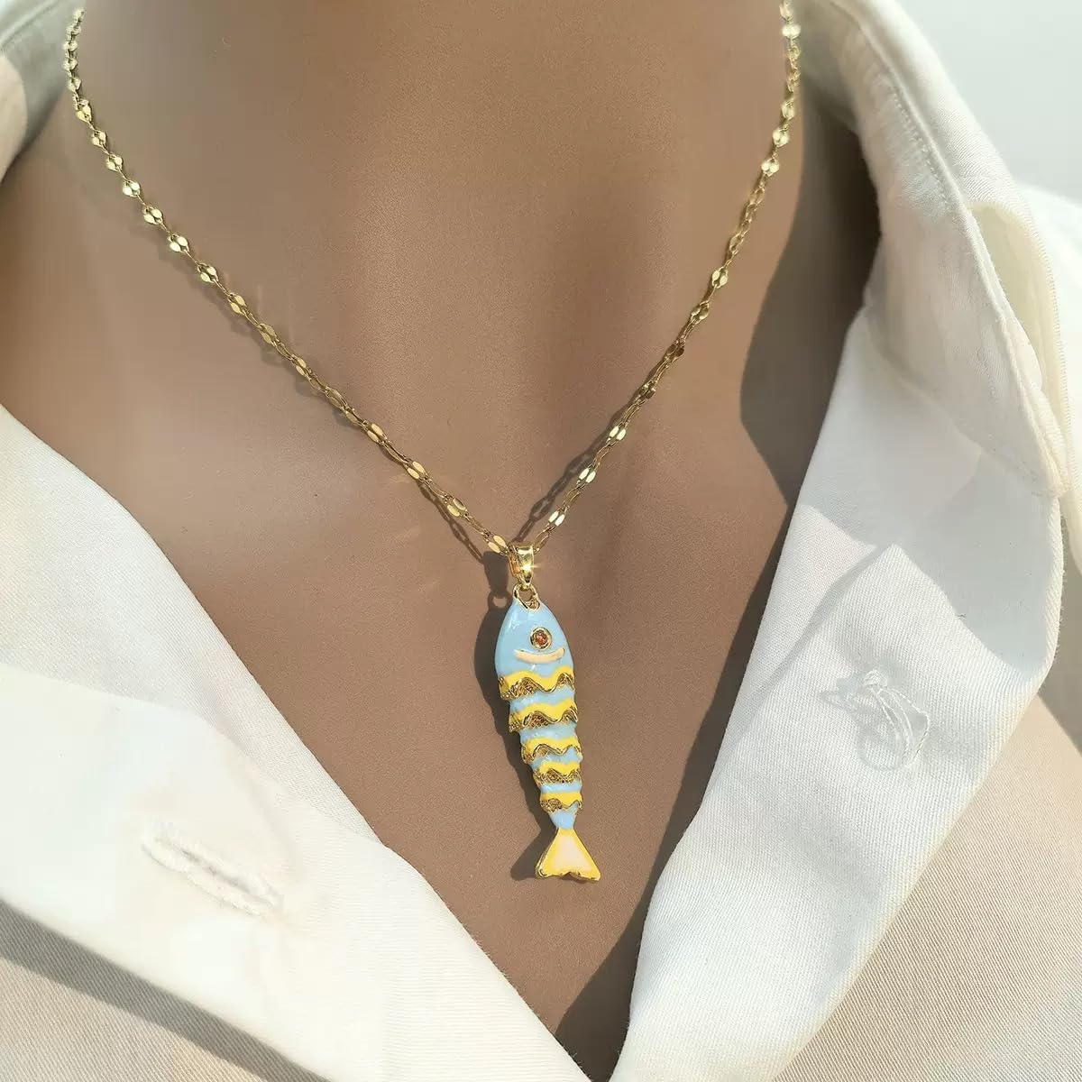 WSTWYC Color Fish Necklace for Women，Dainty Lucky Fish Pendant Necklaces Summer Ocean Minimalist Jewelry gift (white)