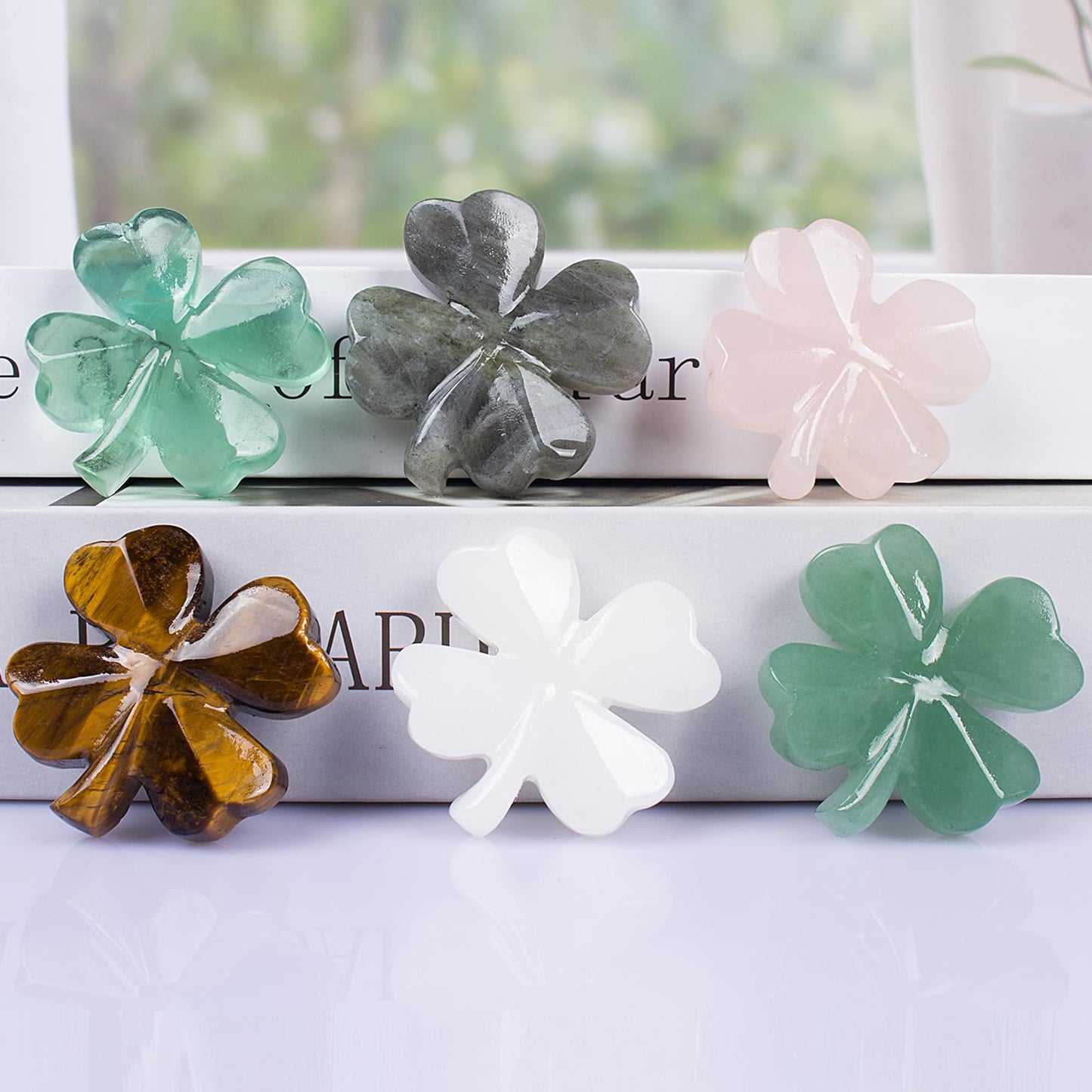 Hguxmcu Natural White Jade Four Leaf Clover - Feng Shui Lucky Crystal for Love Positivity, Polished Healing Stone Decor, Birthday Gift for Her Gift for Women Men
