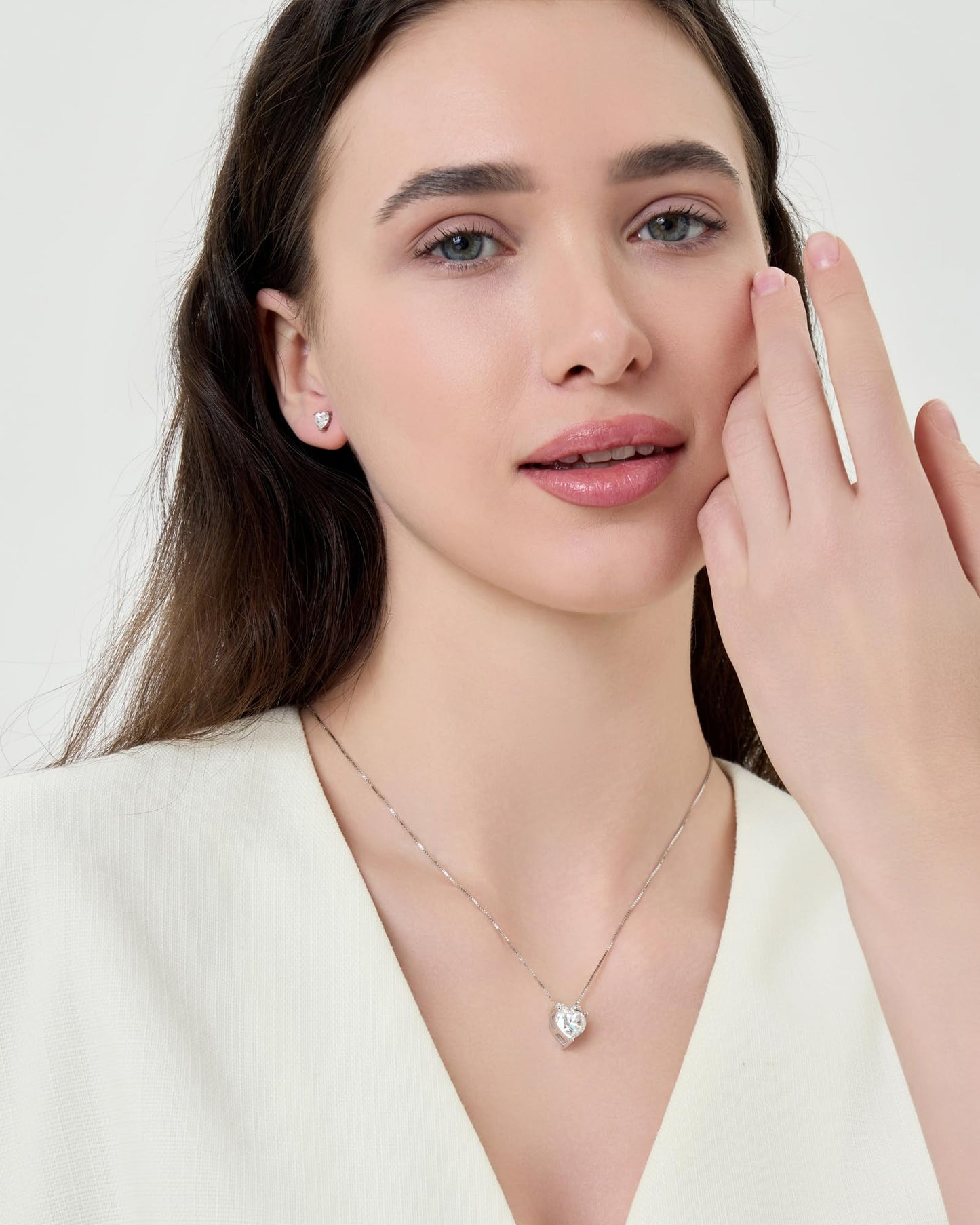N9NEMUSES Moissanite Stud Earrings, 1 Carat Heart Cut D Color VVS1 Clarity Lab Created Moissanite Earrings Studs 18K White Gold Plated 925 Sterling Silver Jewelry Gifts for Women Men