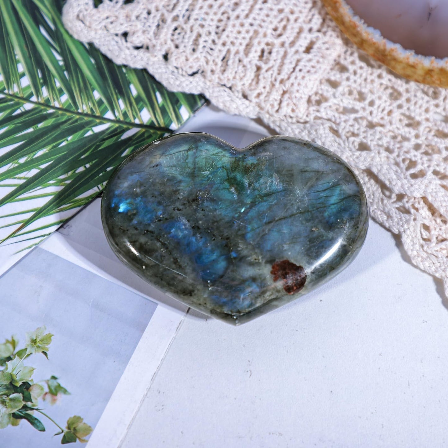 Nupuyai 2.36"-3.35" Natural Labradorite Heart Stone, Polished Worry Palm Stone for Anxiety Relief, Reiki Healing Crystal Meditation & Positive Energy Feng Shui Decor for Home Office, 201g-300g