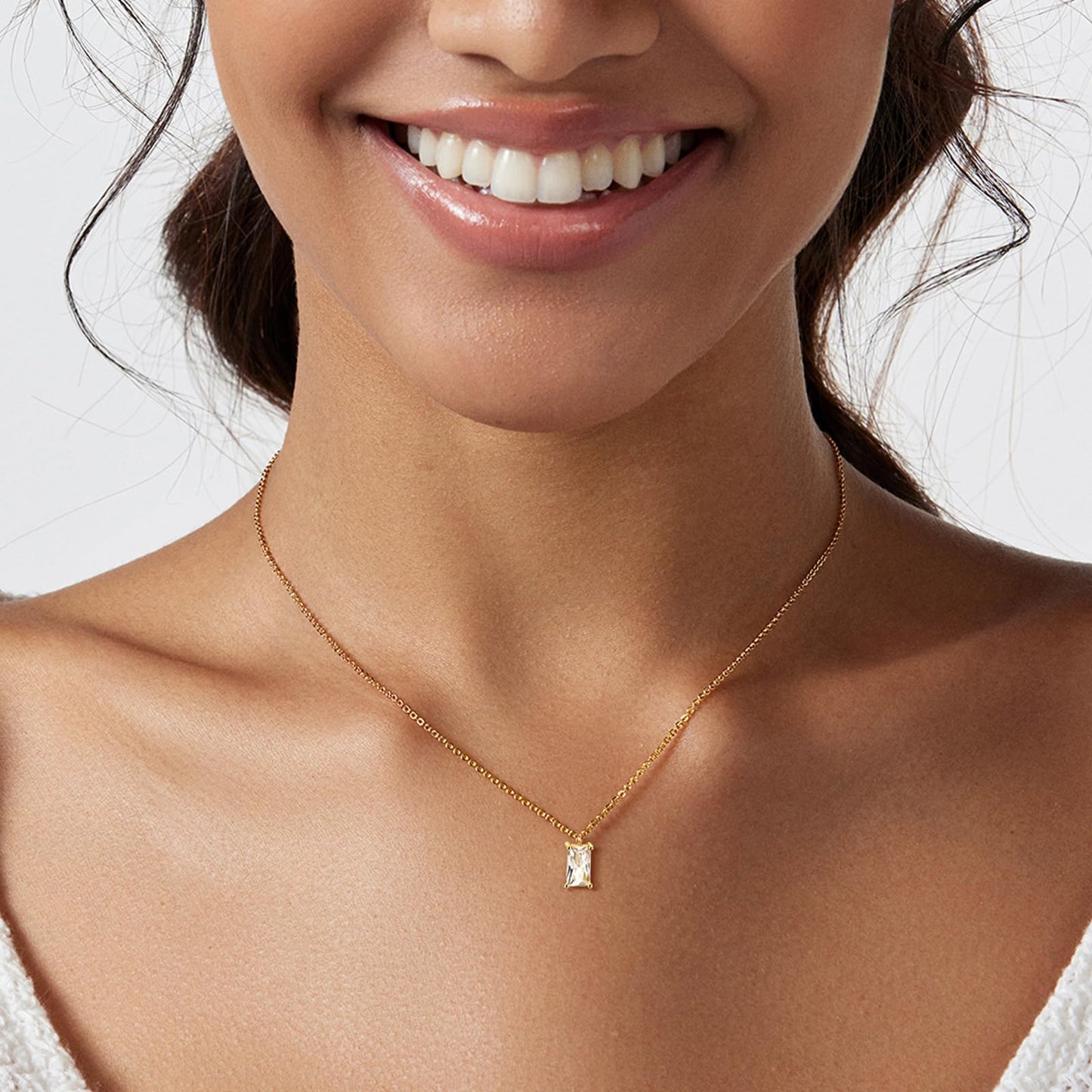 Zeffy Diamond Necklaces for Women Simple Gold CZ Diamond Birthstone Choker Necklaces for Women Trendy Gold Jewelry Gifts