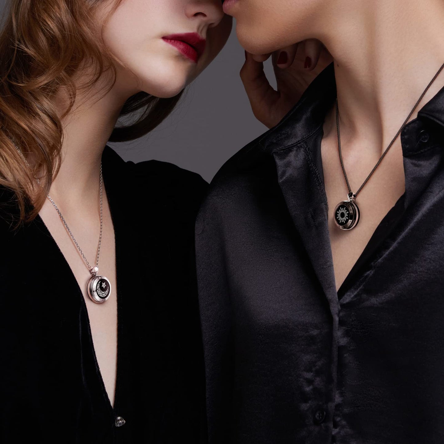 Single Long Distance Touch Necklace for Couples, Vibration & Light Up Smart Love Jewelry, Long Distance Relationship Gifts for Girlfriend Boyfriend Her Him, One-to-One Bluetooth Pairing via the Companion App, Silver Moon