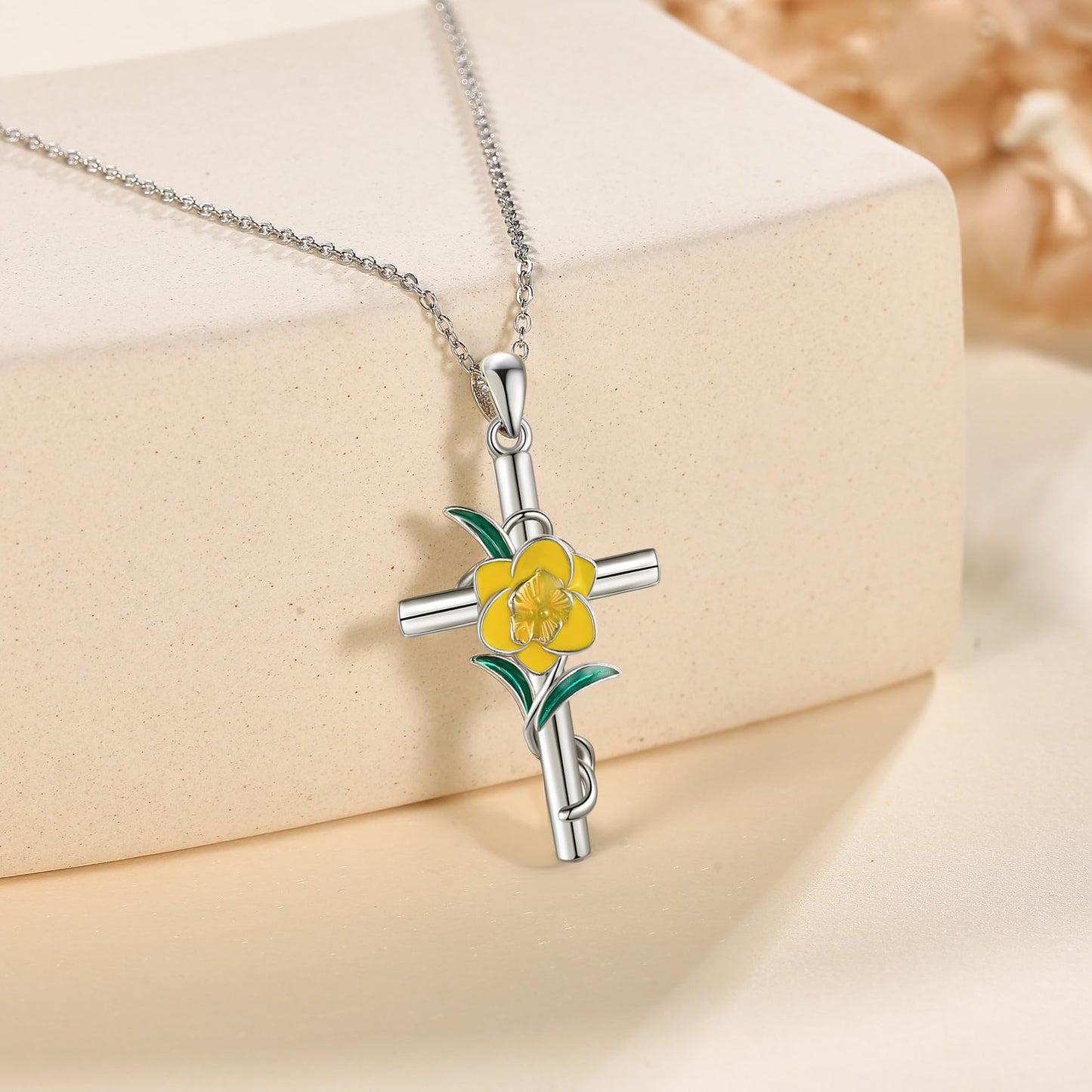 Daffodil Necklace 925 Sterling Silver Cross Daffodil Pendant Necklace March Birth Flower Jewelry for Women Gifts