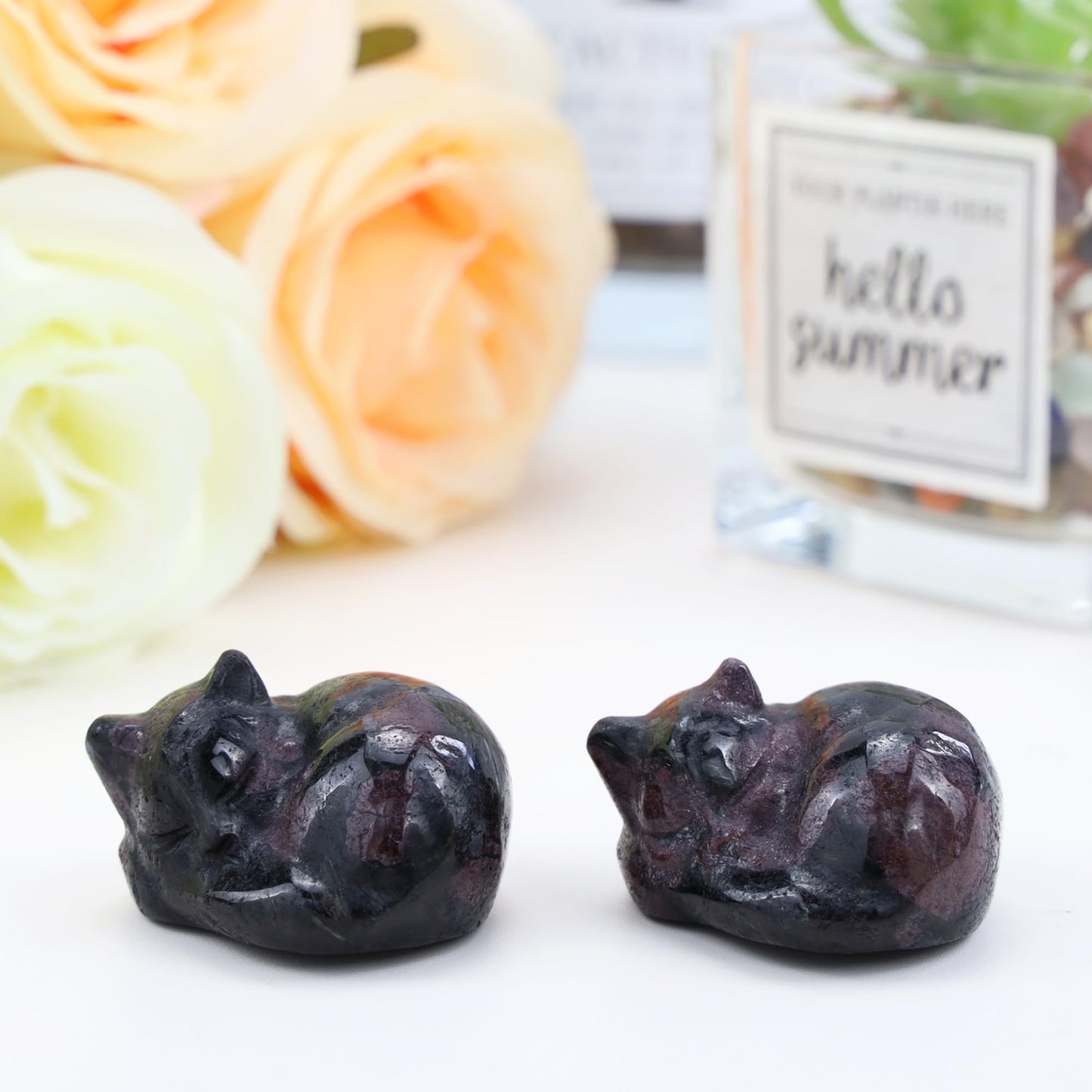 QINJIEJIE Red Cat Crystal Statue Healing Crystal Sleeping Cat Gemstones Decor Cute Kitten Figurines Gift Crystals Home Office Desk Decor for Lovers Men Women