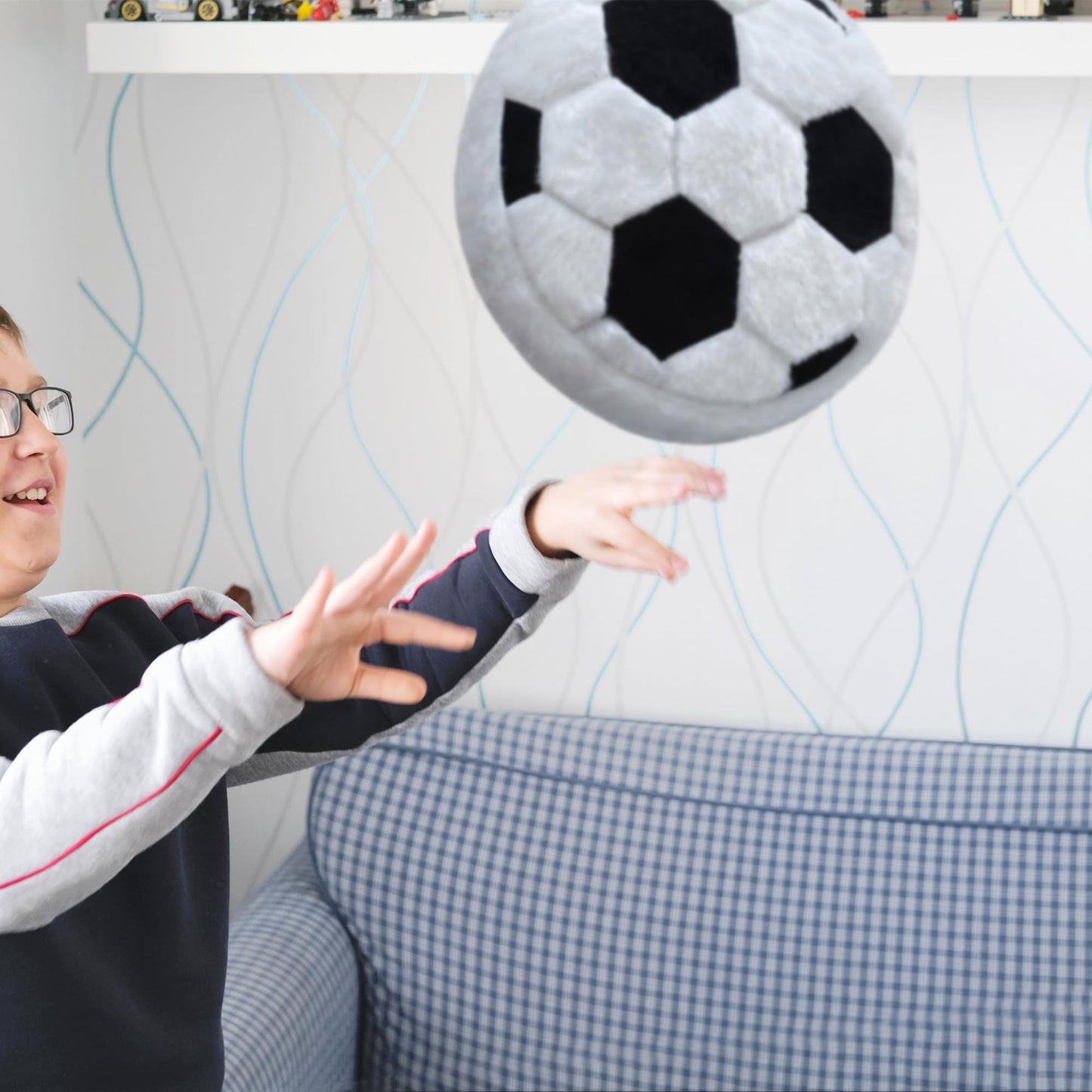 CHORONMO Soccer Pillow - Fluffy Plush Throw Pillow, Soft Stuffed Round Cushion, Decorative Sports Toy Gift for Kids, Boys, Girls, Child, Baby Room Decor