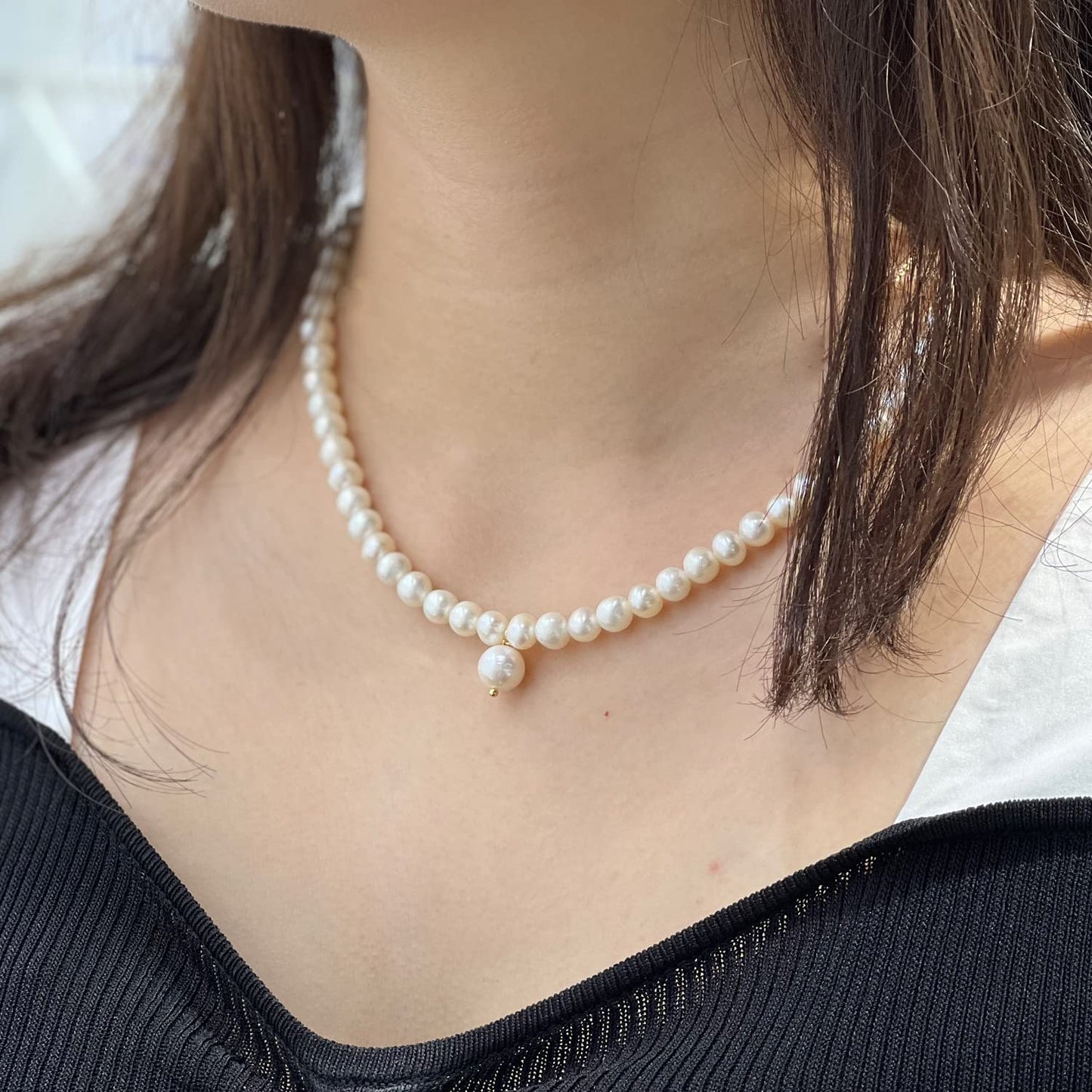 Round White Pearl Necklace for Women Men Dainty Choker Necklace with Charms Brides Jewelry 18 Inches