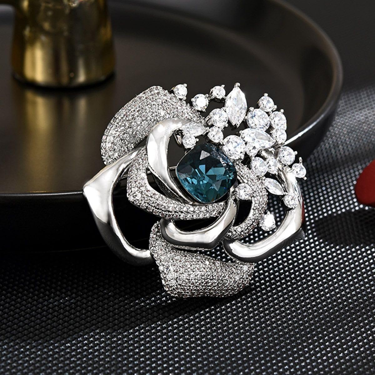 UNVAK Flower Brooch Austrian Crystal Brooch Pin Rhinestone Flower Brooch Lapel Pin Jewelry Thanksgiving Day Birthday Gifts Dress Accessories for Mom Wife
