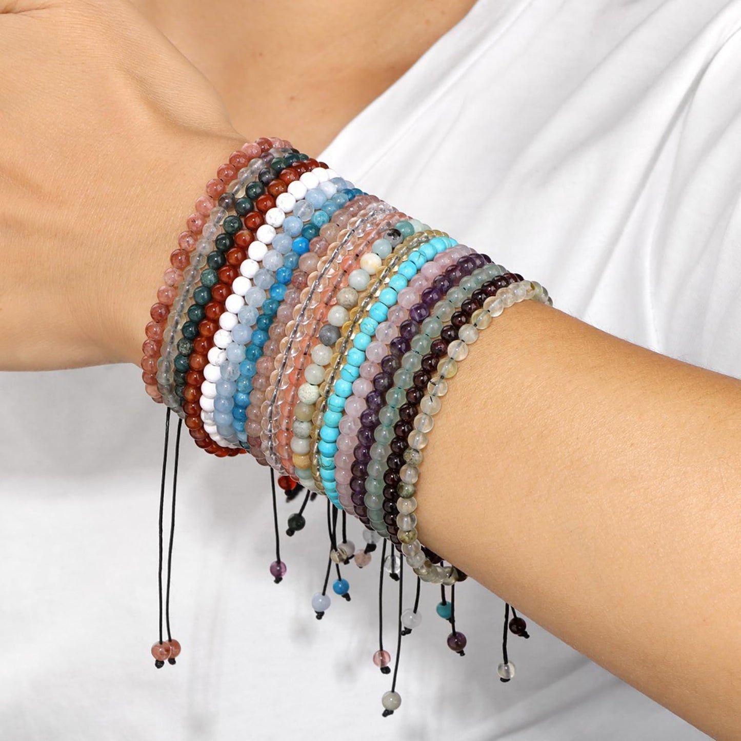 Lit Wall Garnet Bracelet for Women 4mm Adjustable Braided Crystal Bracelet Red Beaded Bracelet Spiritual Natural Stone Bracelets Garnet Jewelry for Women