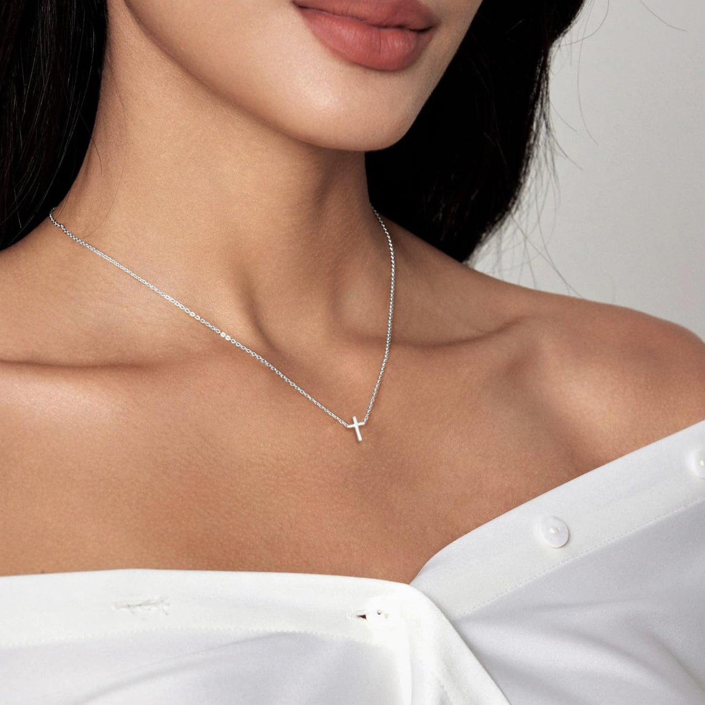 HAXIYA Cross Necklace for Women Dainty Sterling Silver Plated Small Cross Pendant Necklaces Simple Silver Cross Choker Trendy Cute Cross Pendant Chain Faith for Women Jewelry Gift
