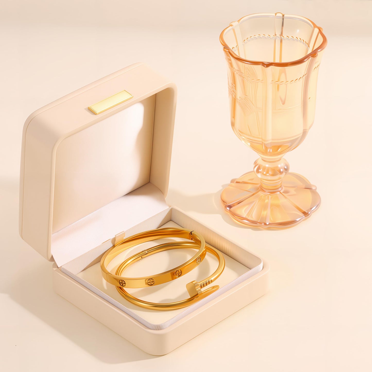 Acnode Gold Bangle Bracelets for Women -2PCS Friendship & Love Bangle Bracelet Clover Nail Bracelet Stack Set Trendy Non-Tarnish Stainless Steel Jewelry Gifts for Mom Wife Her