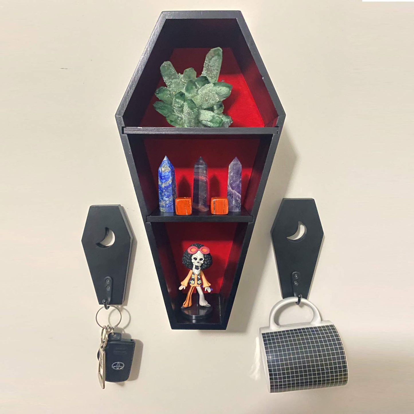 Ella & Emma Wall Mounted Coffin-Shaped Key Holder - Gothic Home Decor Wall Hanger with Hook - Gothic & Spooky Halloween Decor for Home - 2 Pieces (Coffin & Moon)