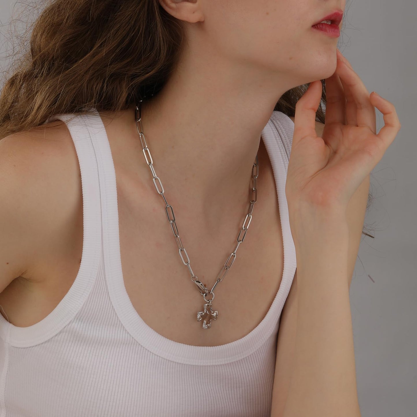 Bheop Chunky Cross Necklace for Women Trendy Silver Statement Cross Pendant Charm Necklace Waterproof Big Paperclip Faith Chain Costume Christian Religious Jewelry Gift Non Tarnish