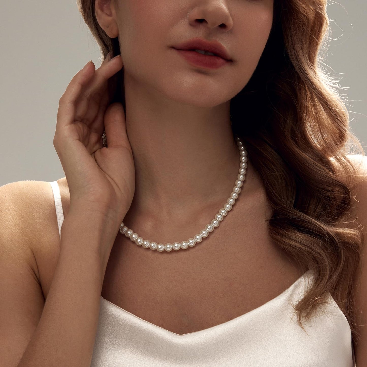 Zeffy Pearl Necklace for Women, 8MM Dainty Round Imitation Pearl Choker Wedding Delicate Jewelry for Women Simple Bridesmaid Jewelry Gifts(16"+2")