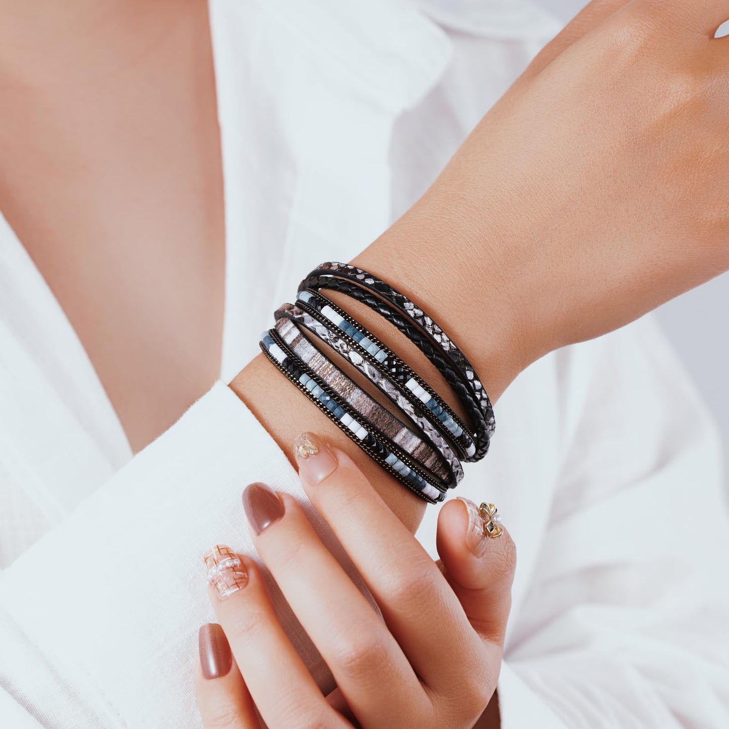 Becklynn Boho Leather Wrap Bracelets Beaded Crystal Stackable Cuff Bracelet with Magnetic Clasp Cowboy Cowgirl County Concert Outfits Western Jewelry Gifts for Women(Double Layer Black)