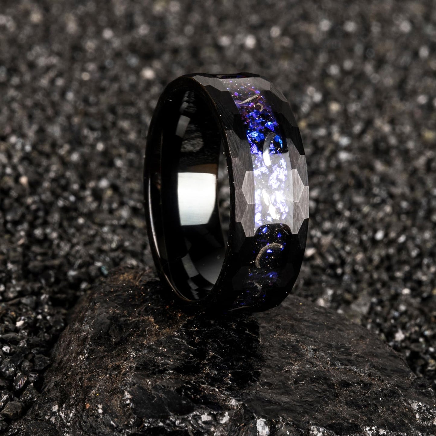 JEWPER 8mm Men Womens Wedding Band Tungsten Rings Black Blue Hammer pattern Fashion Promise Carbide Inlaid Milky Way Foil Iron Filings Matte Finish Edge Comfort Fit Size(9)