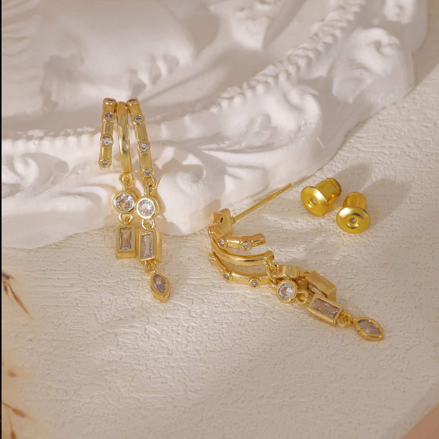 SELSHE Gold Earrings For Women, Dangle Earrings 14K Gold Plated Huggie Chain Earring For Women Trendy Unique Small Hoop Earring Dainty Long Drop Tarnish Free Gold Jewelry Jewelry