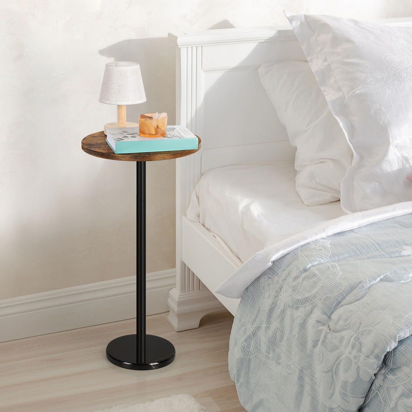 OYEAL Drink Side Table Small Round Cocktail Table for Patio Outdoor Pedestal Side Table Coffee Table with Black Marble Base for Sofa Couch, Rustic Brown & Black