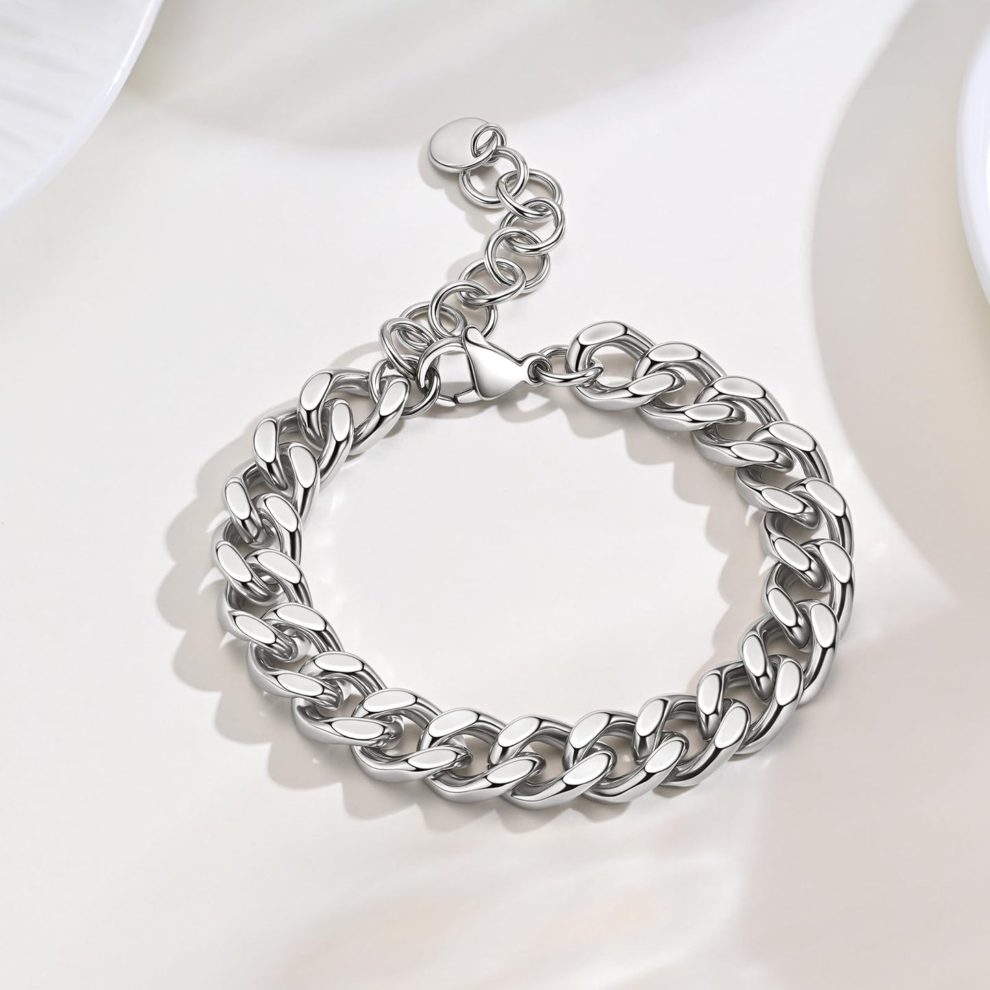 Chunky Gold Bracelets for Women - 18K Gold Plated Cuban Link Bracelet, Stainless Steel Non-tarnish Personality Thick Chain Trendy Jewelry Gifts, Christmas Valentines Prom Birthday Gift for Girlfriend