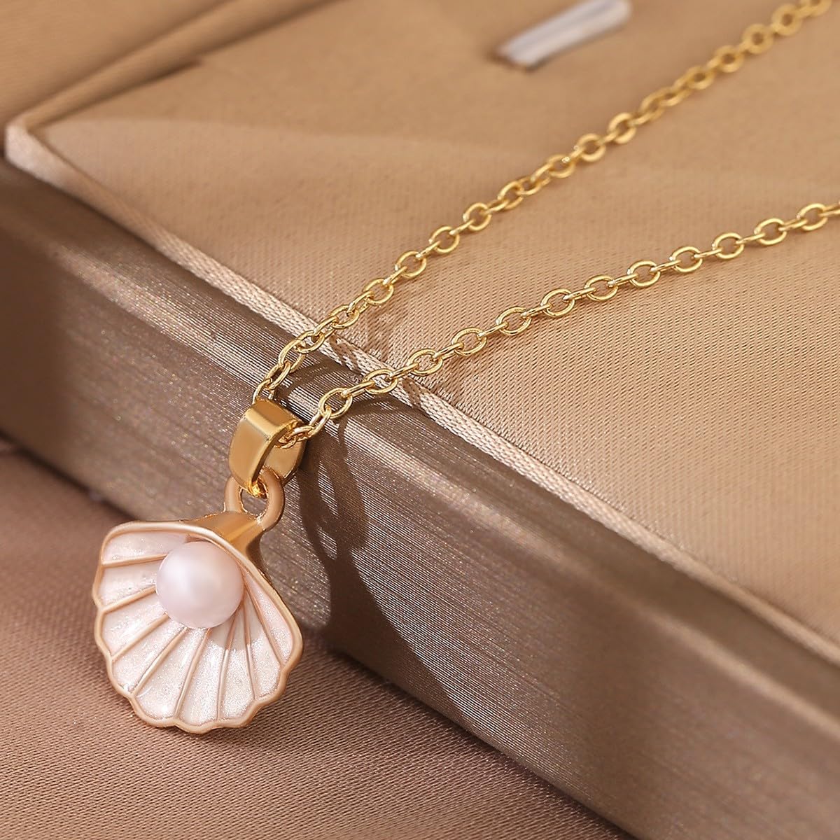 Seashell Pearl Pendant Necklace Gold Plated Boho Enamel Pink Blue Scallop Sea Shell Starfish Ocean Animal Chain Necklace for Women Hawaiian Summer Beach Holiday Fashion Jewelry Gifts (White jewelry set)