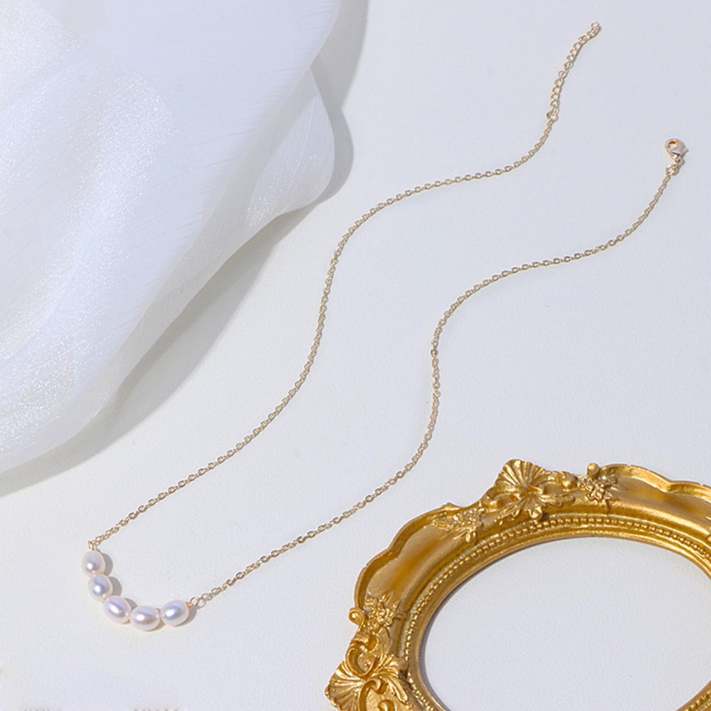 Zeffy Gold Pearl Pendant Necklaces for Women Barque Dainty Simple Freshwater Handmade White Pearl Chain Necklace Everyday Jewelry Gifts