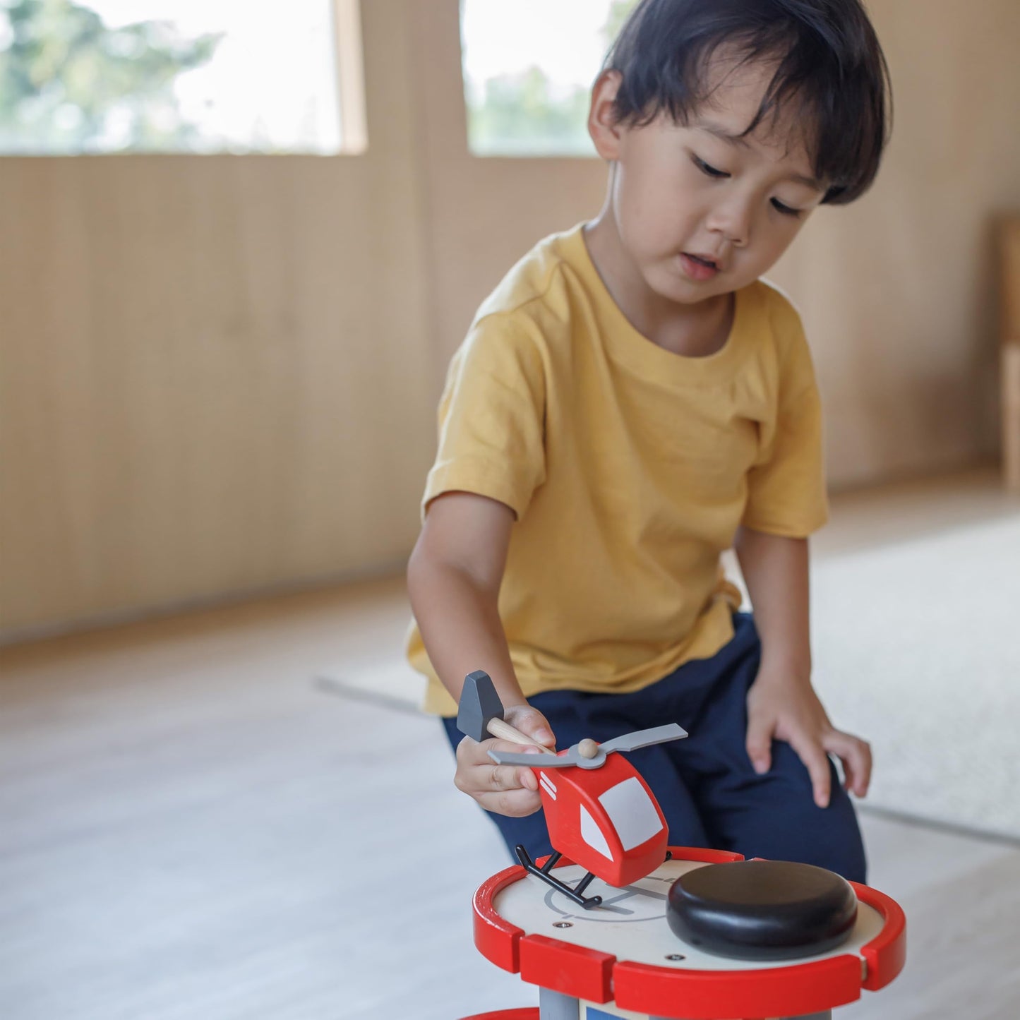 PlanToys® Wooden Helicopter Toy | Montessori Imaginative Play, Cause and Effect and Fine Motor Skill Development Activity | Eco Friendly Toy for Indoor and Outdoor Play