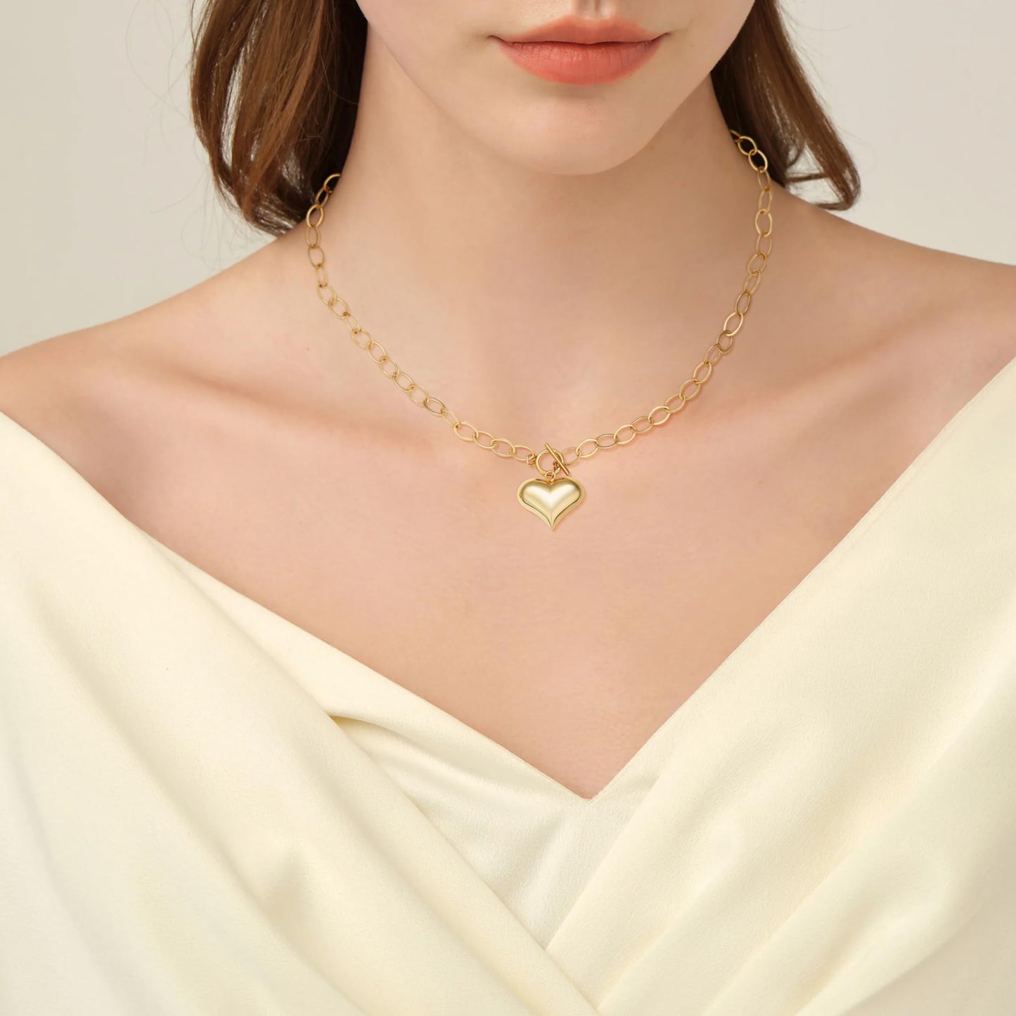 BONJOULRY Chunky Gold Bubble Heart Charm Toggle Necklace for Women, Gold Statement Thick Paperclip Link Chain Puffy Heart Pendant Choker Necklaces for Women Trendy Jewelry Cute 25MM