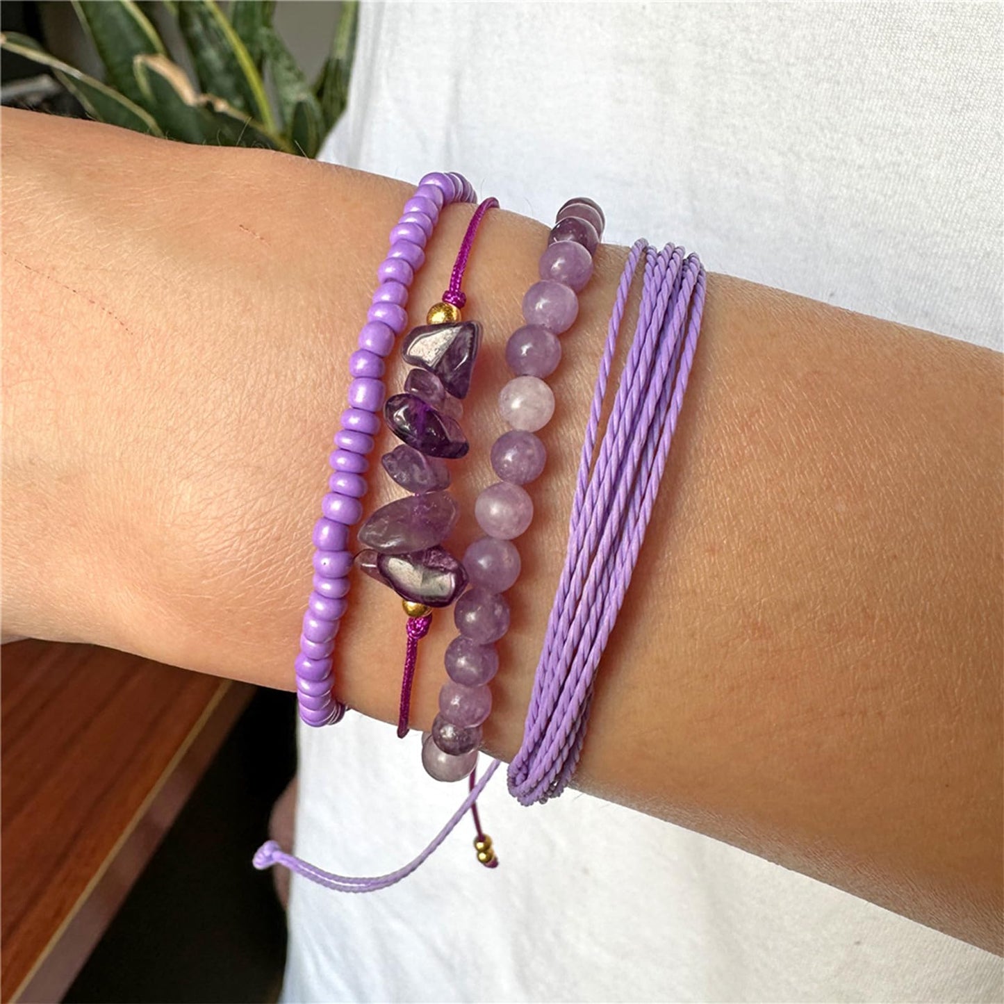 MORIANCE 4Pcs Garnet Bracelet for Women Garnet Healing Crystal Bracelets Boho Bead Bracelet Handmade Red Natural Stone Bracelets Red Jewelry for Women