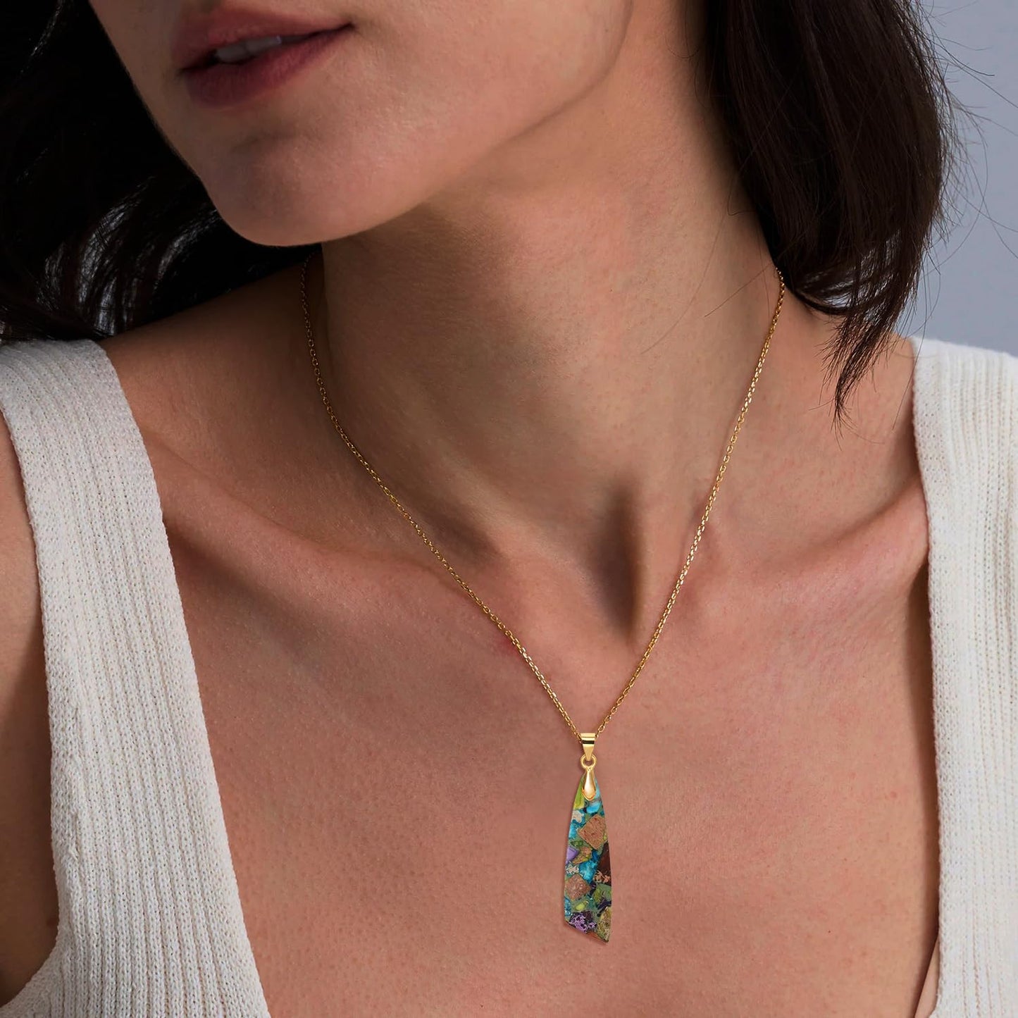 Wovanoo Nature Stone Necklaces for Women Boho Gemstone Pendant Necklace 18K Gold Chain Necklaces Blue Purple