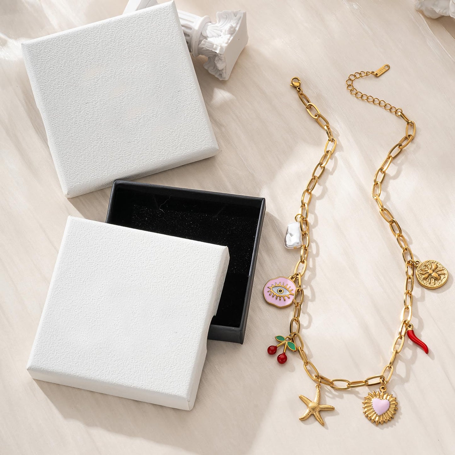 Trendy Stainless Steel Gold Plated Charm Necklace with Heart Pearl Pepper Conch Ceramic Pendant Necklace for Women Collares Chokers Jewelry (Star)