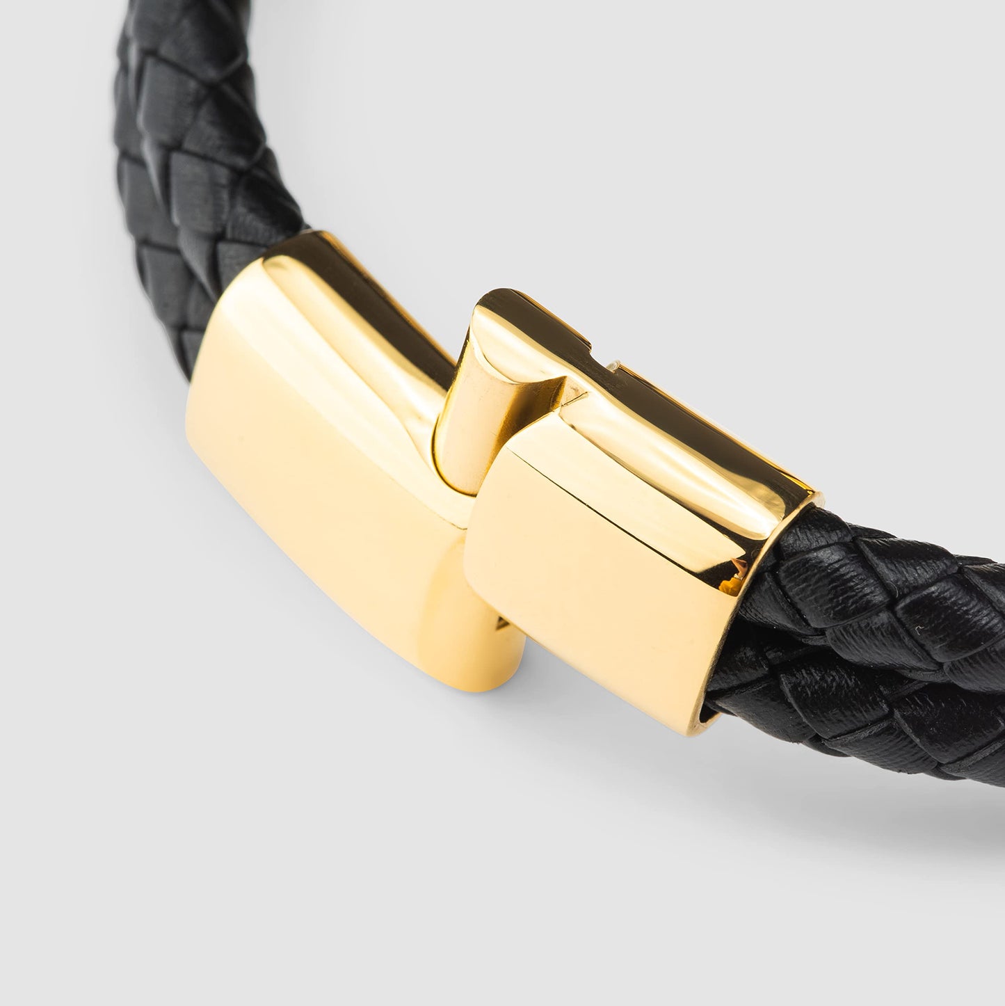 SERASAR Mens Jewellery 23cm Gold Bracelet Men Gift Box Genuine Leather Cowhide Braided Adjust Able Magnetic Clasp Multi Layer Wrap Rope Man Mans Male Band Jewelry Magnet Accessories