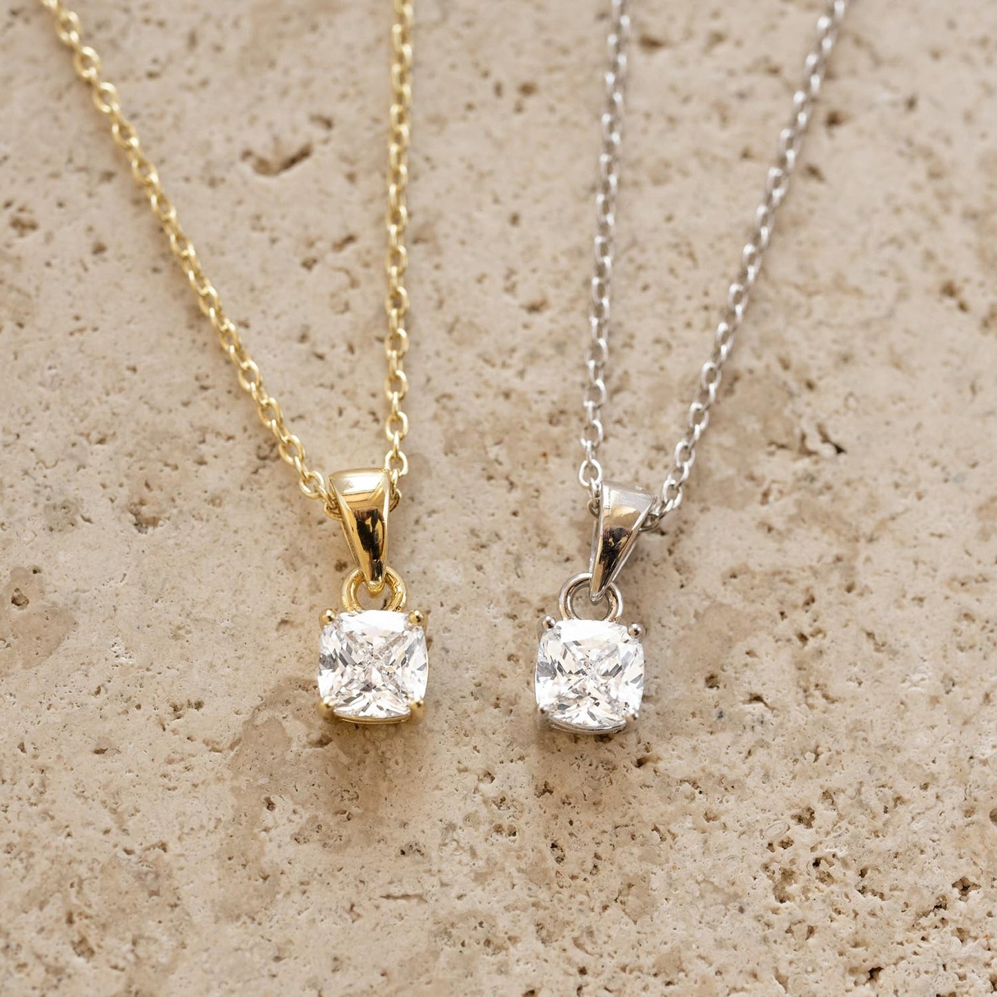 CUEZIY Dainty Necklaces for Women Cute Station Choker Necklace Cubic Zirconia Simulated Diamond Necklace Simple Layering CZ Necklace Trendy Jewelry Gifts (Square, Gold)