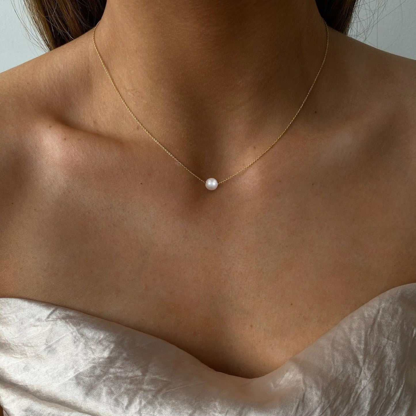 Sargetou Pearl Necklace for Women,14k Gold Plated Waterproof Small Cute Dainty Choker Necklace Drop Circle Single Pearl Chain Trendy Jewelry Fashion Gift