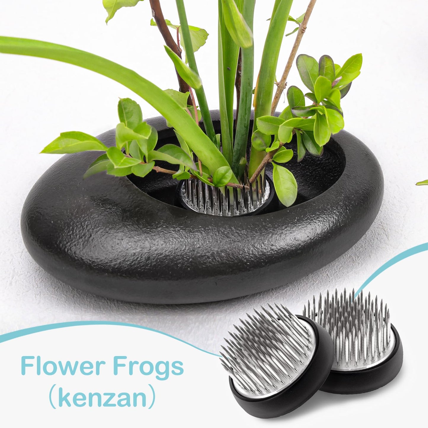 Folmywy Ikebana Flower Frog Vase Kit Japanese Flower Arrangement with 1.57 Inch Kenzan Ceramic Flower Stem Holder Black Round Frog Bowl for Table Centerpieces DIY Art Supplies (5.51x4.13in)