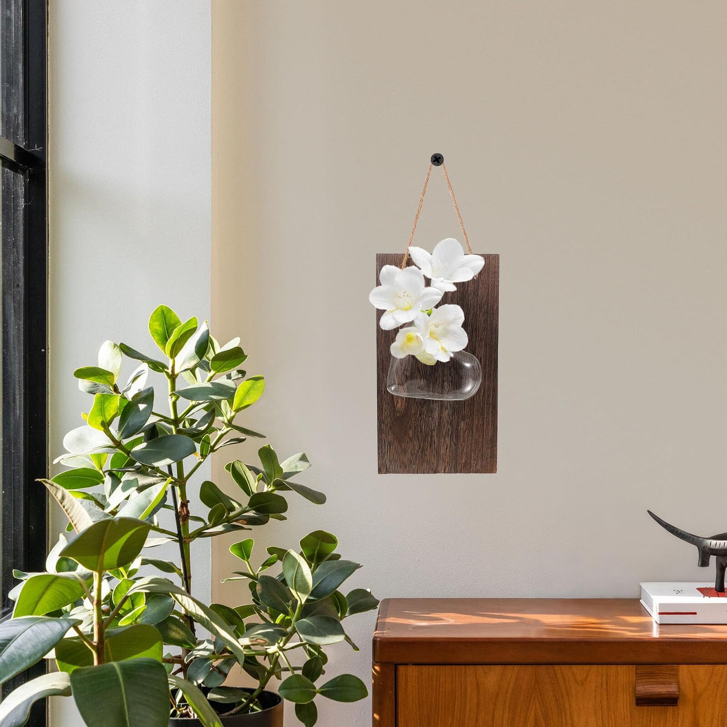 ifundom Wall Mounted Hydroponic Glass Vase with Wooden Stand, Small Flower Pot for Indoor Plant Propagation and Home Décor, Creative Hanging Terrarium Planter for Living Room and Office