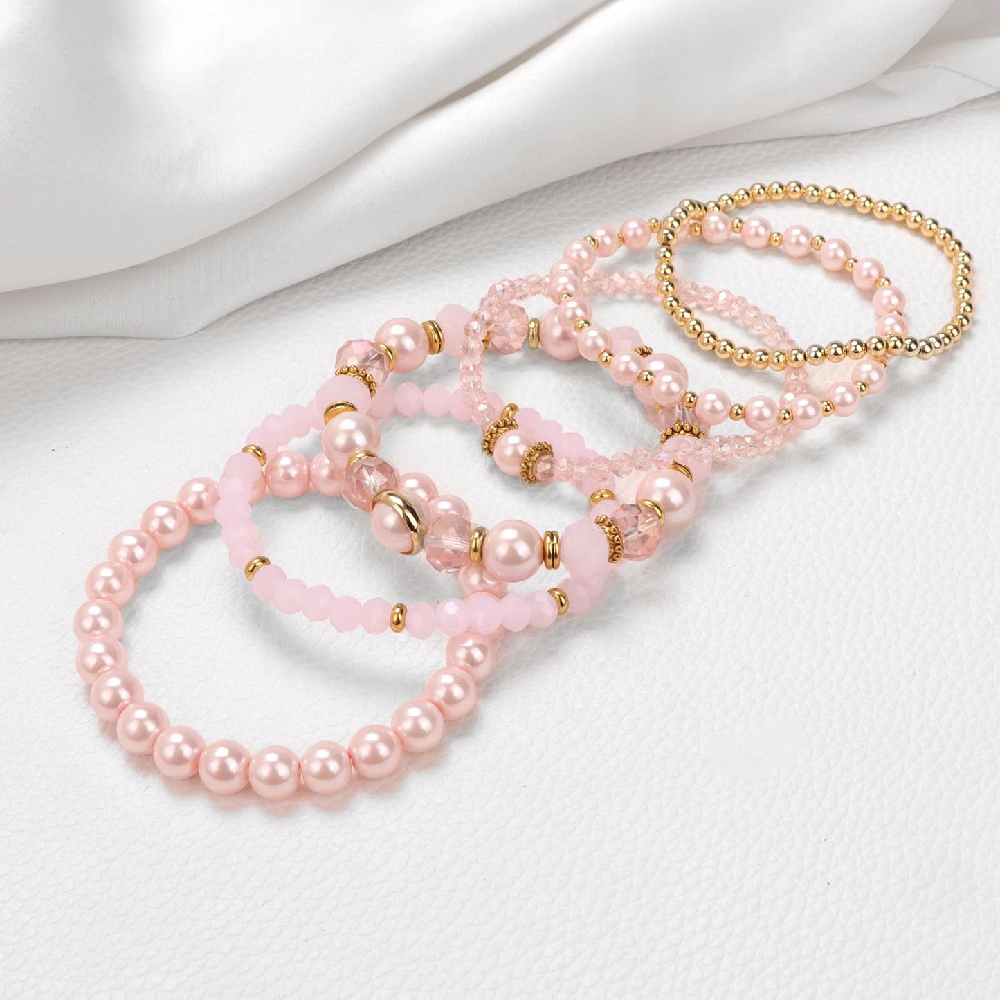 Raicegs 6PCS Beaded Bracelet 14K Gold Pearl Stretch Bracelet Stackable Crystal Beads Bracelets Boho Trendy Jewelry Gift for Women