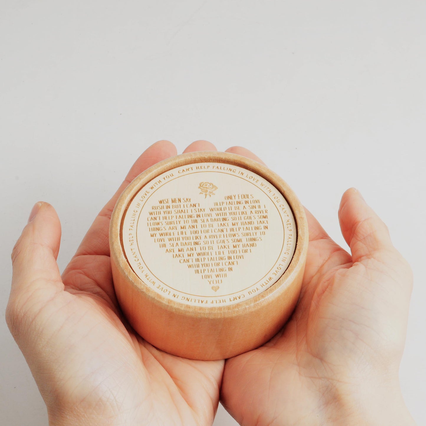 Noland Can't Help Falling in Love Wood Music Box,Engraved Wind Up Wooden Musical Boxes Gifts for Lovers,Girlfriend,Boyfriend,Wife,Husband,Wedding Anniversary Valentine Romantic Gift